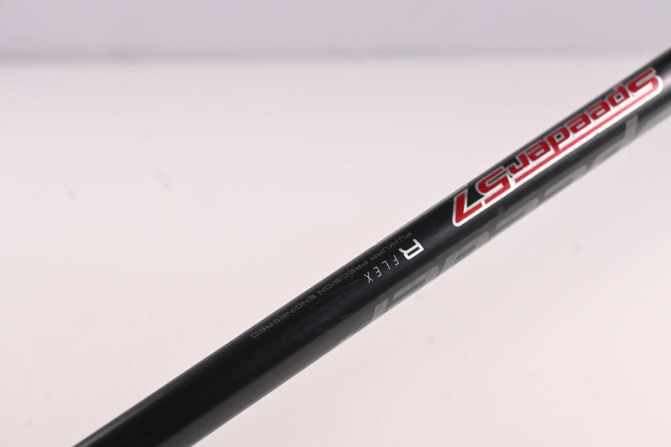 Taylormade R15 Driver / 10.5 Degree / Regular Flex Speeder 57 Shaft