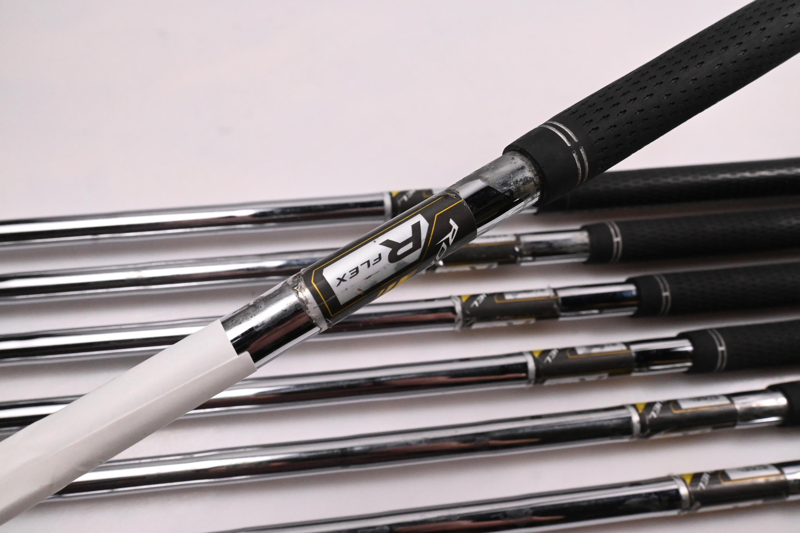 Taylormade Rocketbladez Irons / 4-PW / Regular Flex Rocketfuel 85 Shafts