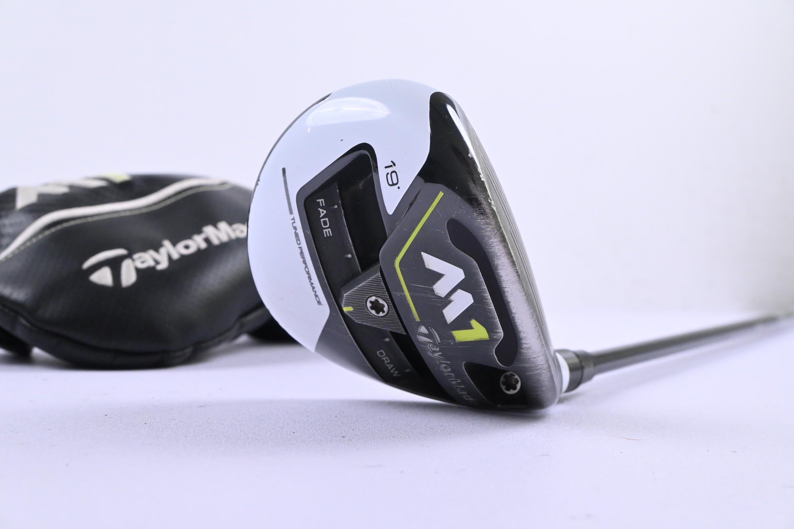 Taylormade M1 2016 #5 Hybrid / 19 Degree / Regular Flex Kuro Kage 70