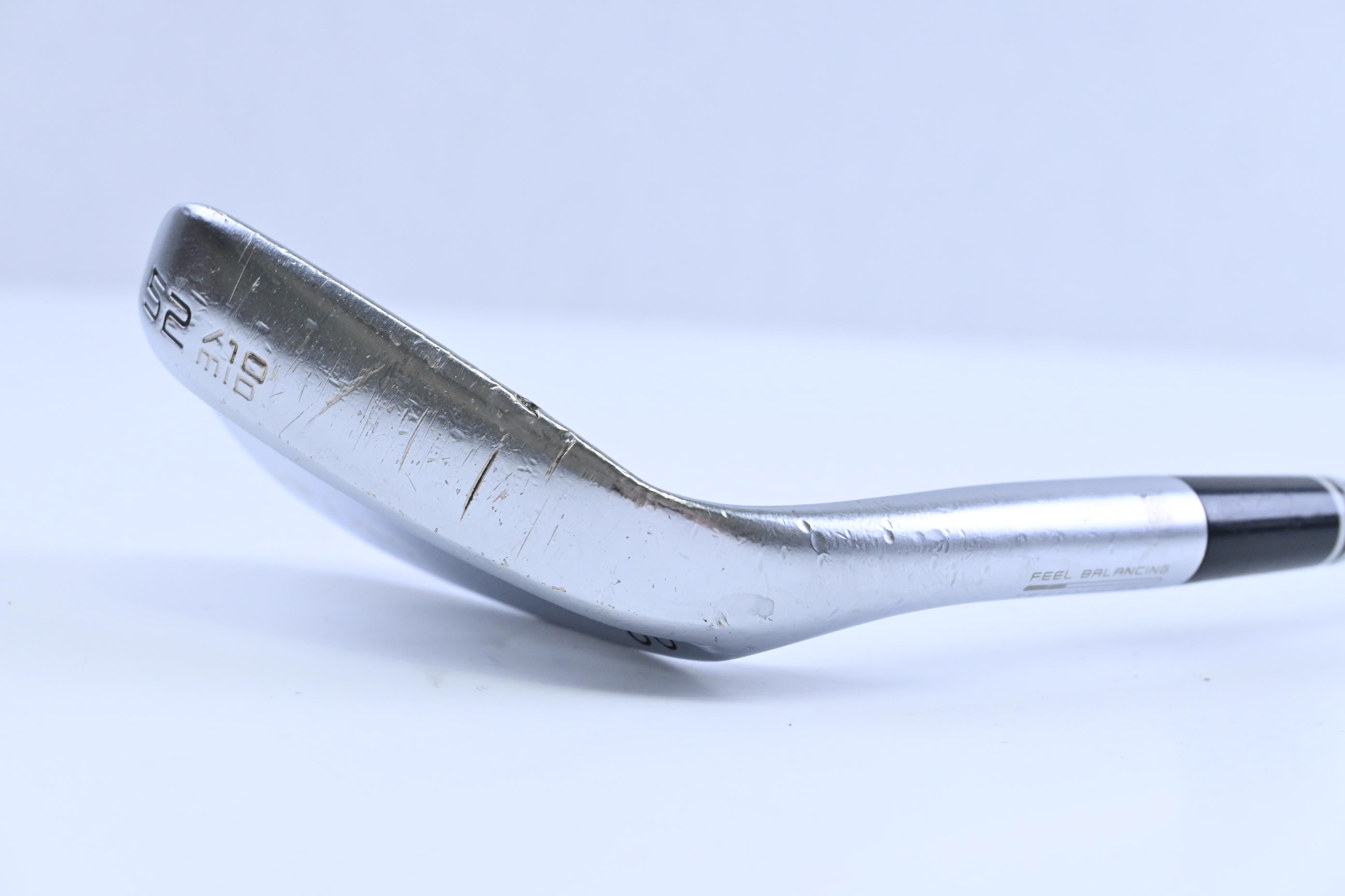 Cleveland RTX-4 Gap Wedge / 52 Degree / Stiff Flex Dynamic Gold S400 Shaft