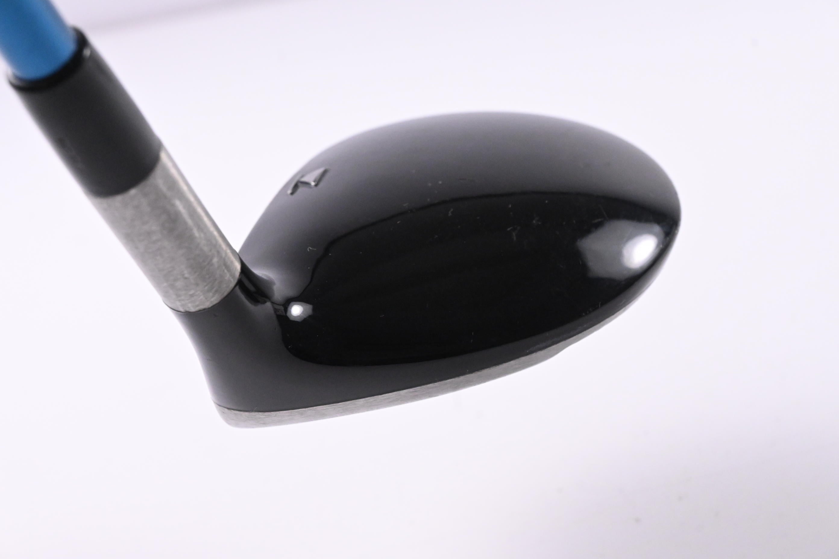 Titleist 906 F4 #3 Wood / 15.5 Degree / Regular Flex Aldila VS Proto 80 Shaft