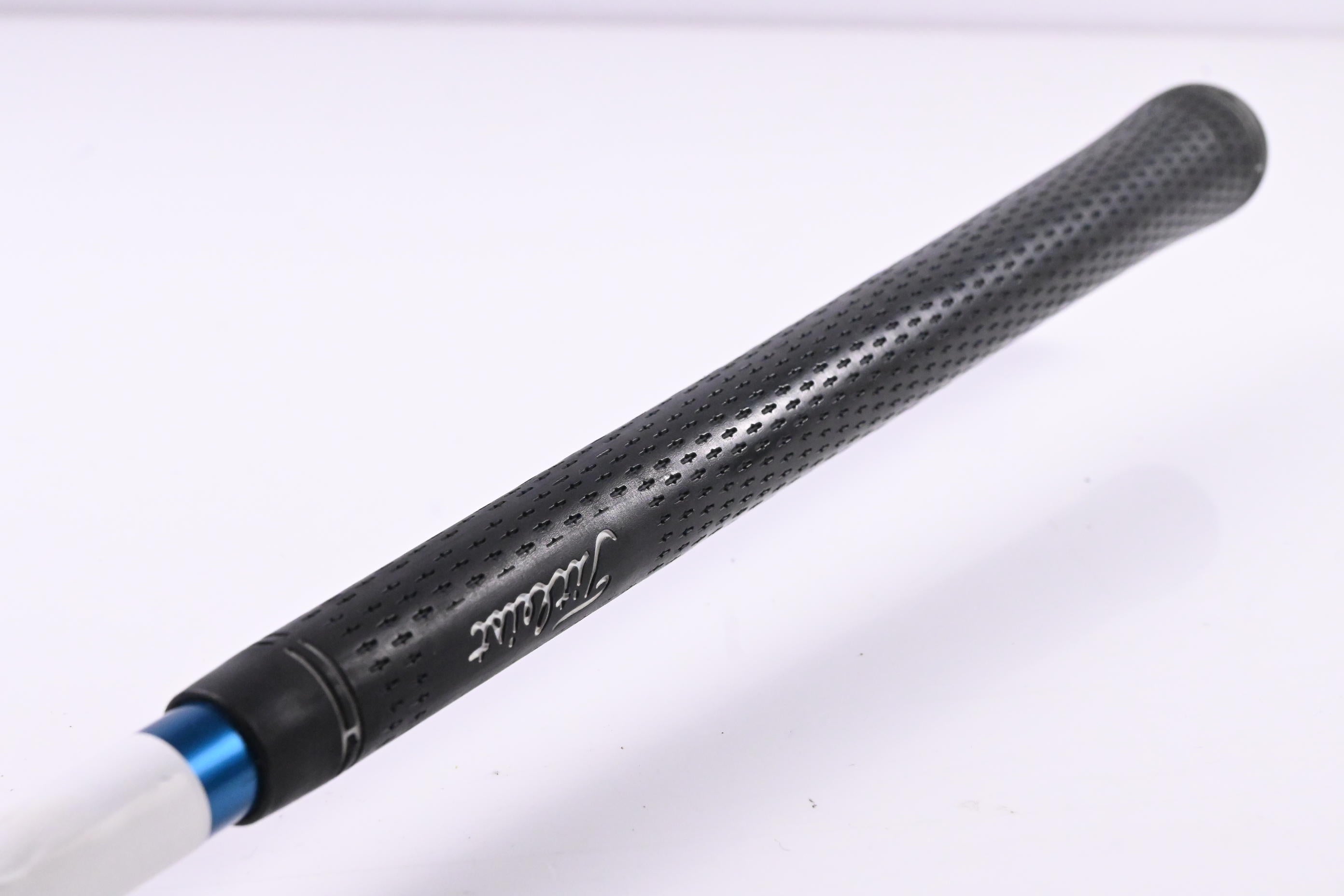 Titleist 906 F4 #3 Wood / 15.5 Degree / Regular Flex Aldila VS Proto 80 Shaft