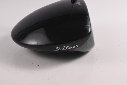 Titleist 915 D2 Driver / 9.5 Degree / Stiff Flex Aldila Rogue Silver 60 Shaft