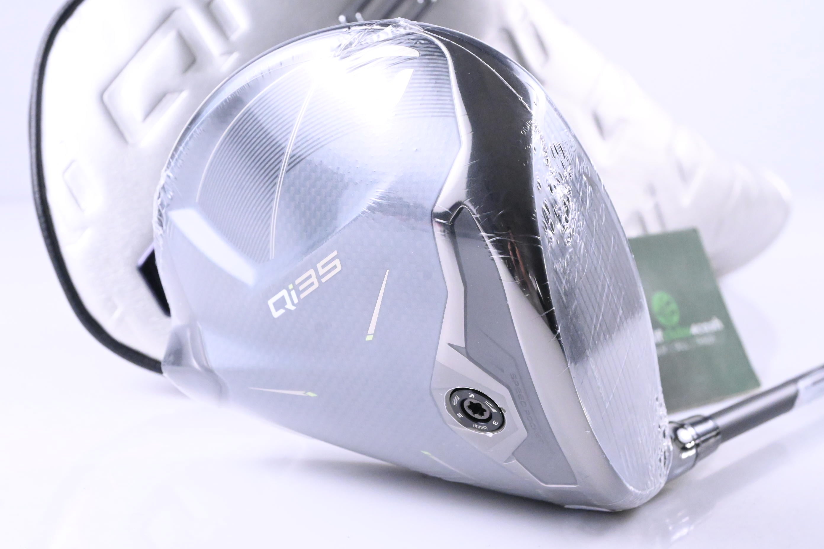 Taylormade Qi35 Driver / 10.5 Degree / Regular Flex Fujikura Ventus Blue 5