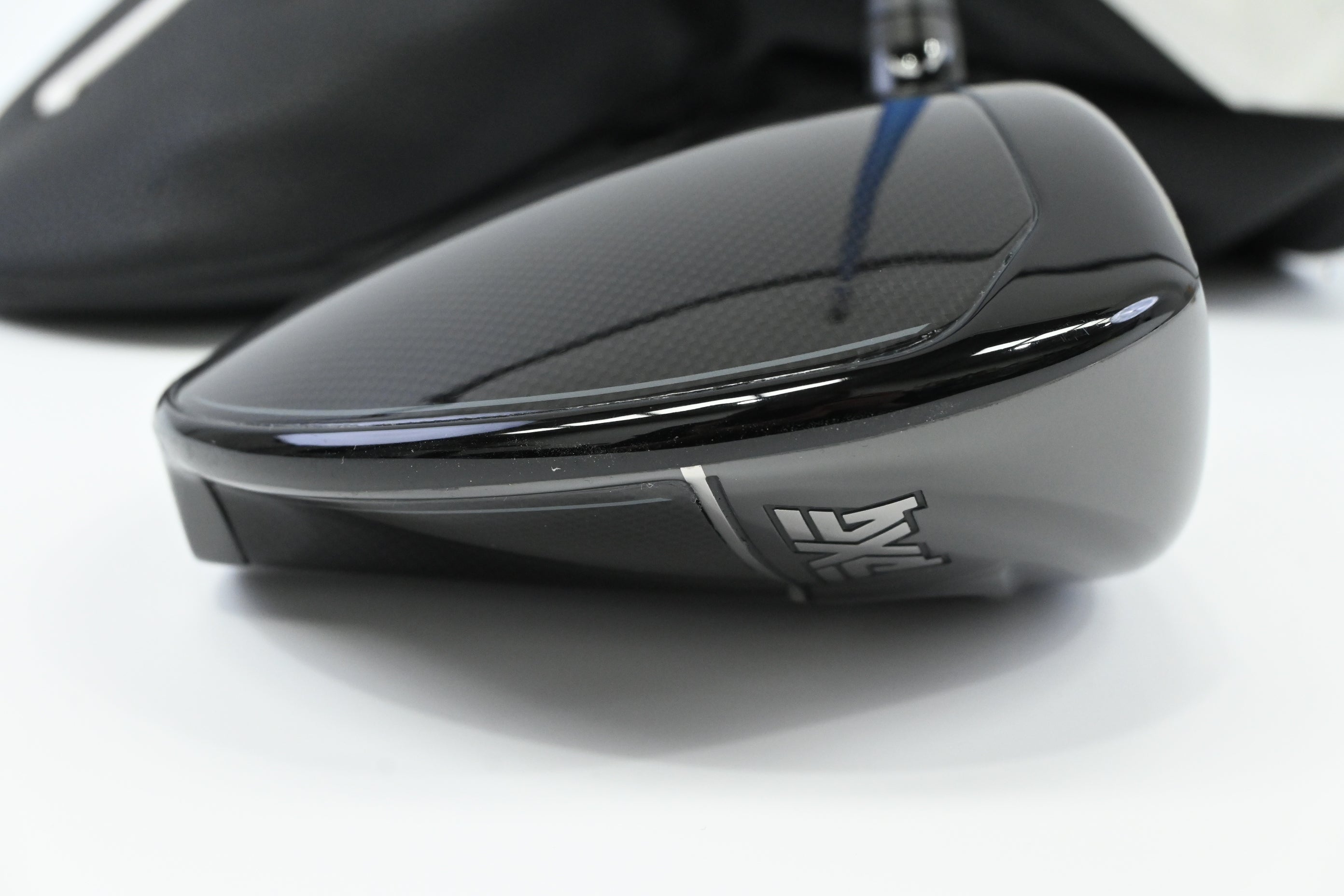 PXG Lightning Max 10K+ Driver / 10.5 Degree / Regular Flex Denali Frost Blue 50