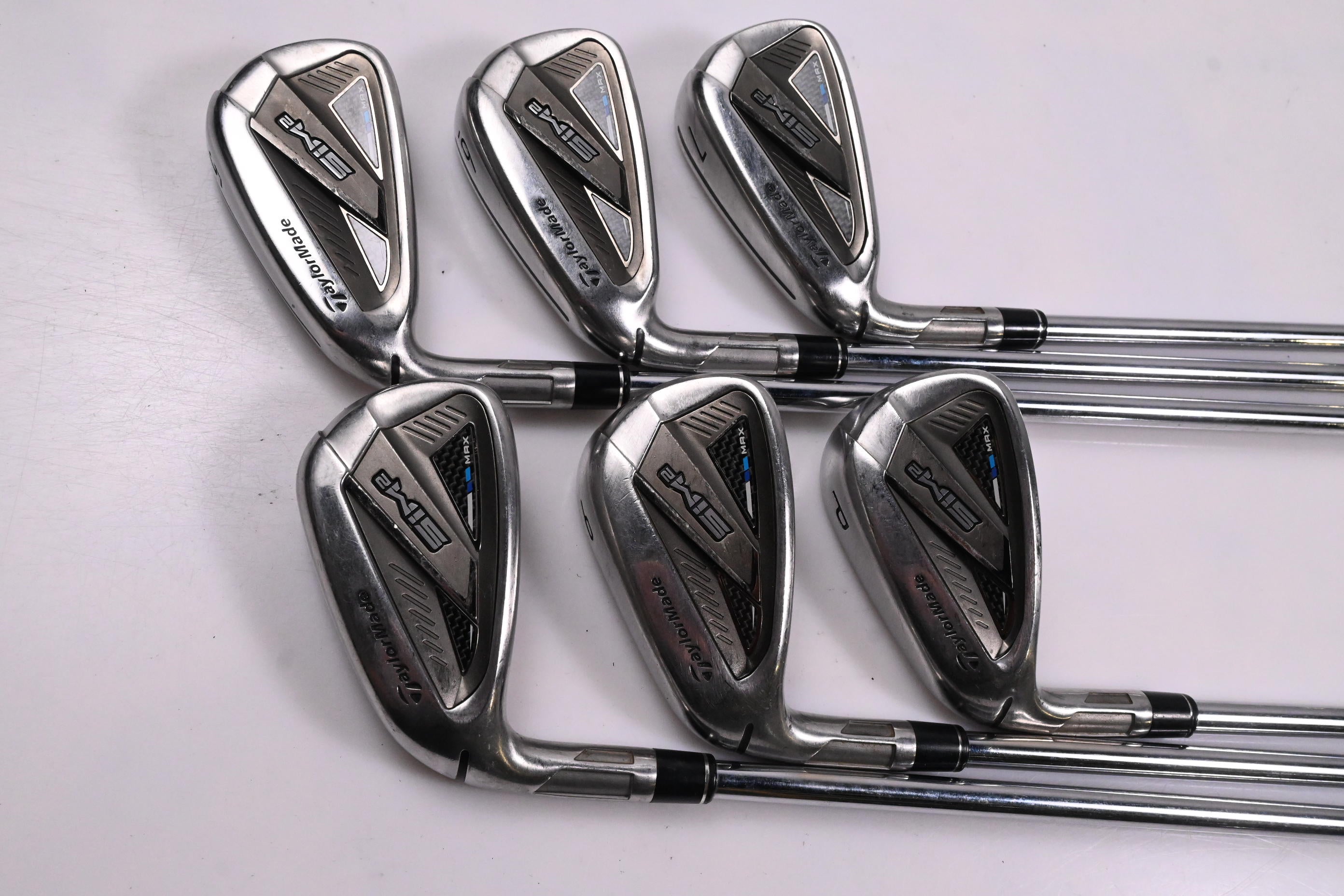 Left Hand Taylormade SIM2 Max Irons / 5-PW / Regular Flex KBS MAX MT 85 Shafts