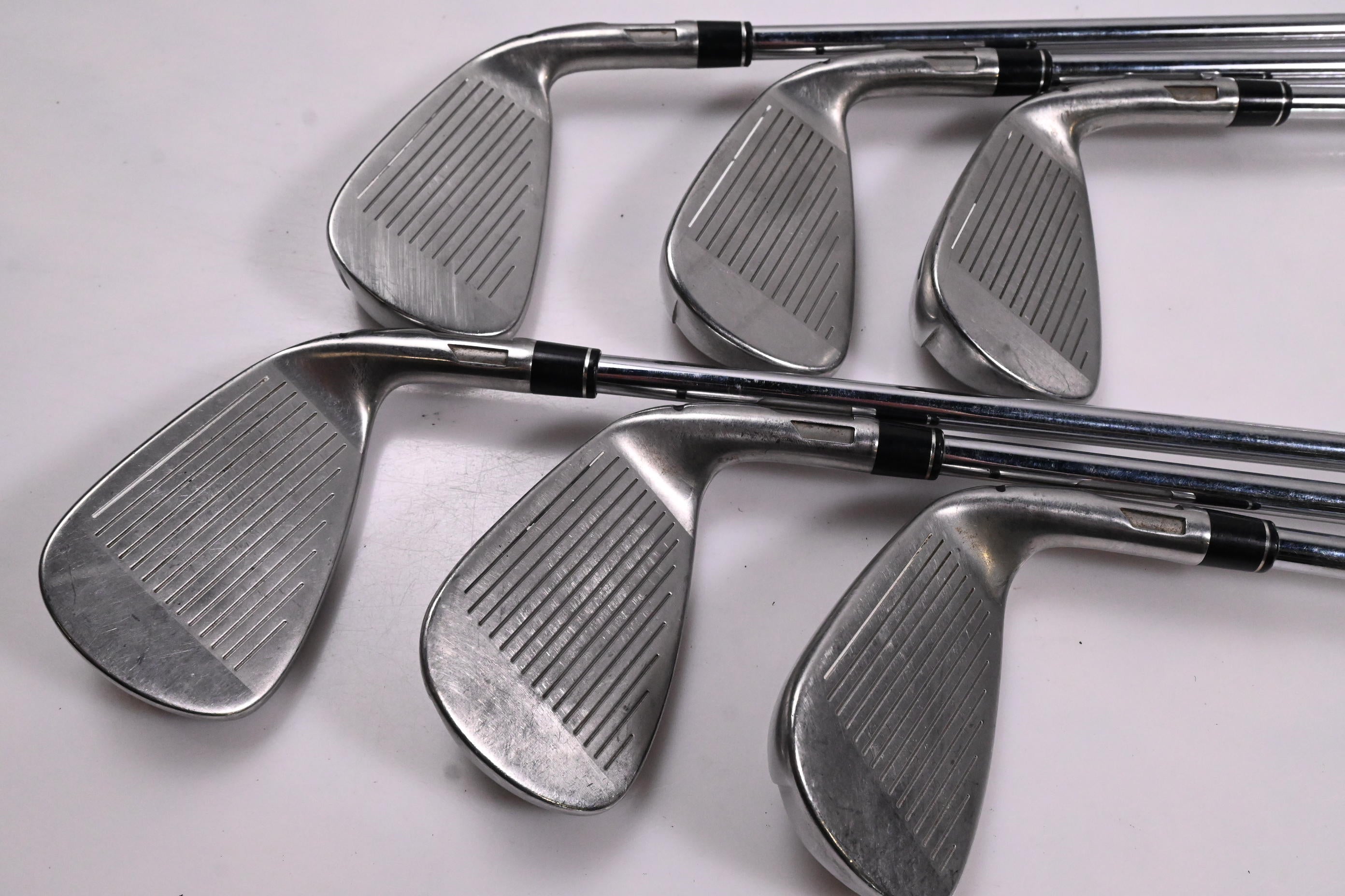 Left Hand Taylormade SIM2 Max Irons / 5-PW / Regular Flex KBS MAX MT 85 Shafts