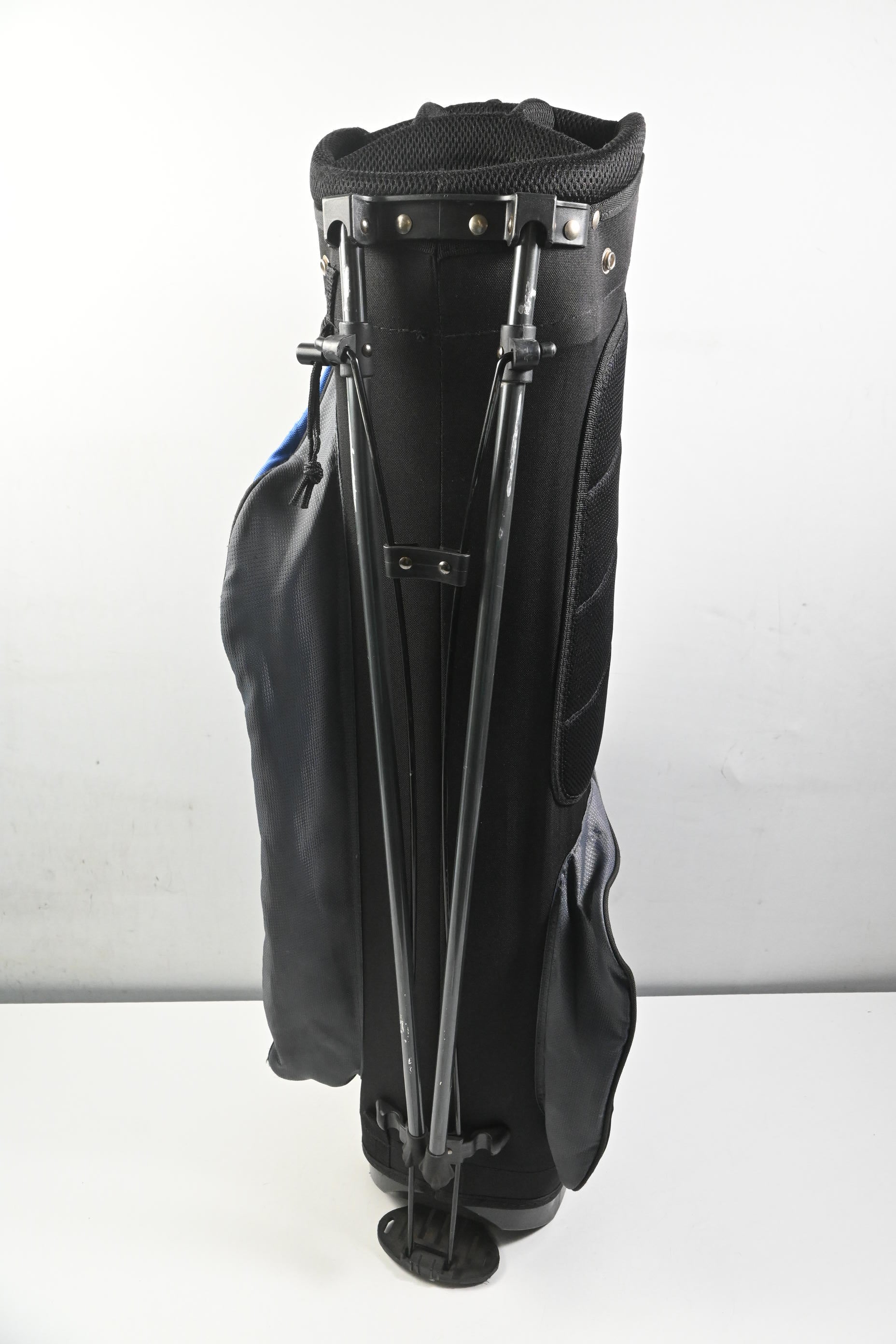 Wilson Nomad Stand Bag / 7-Way Divider / Black, Blue