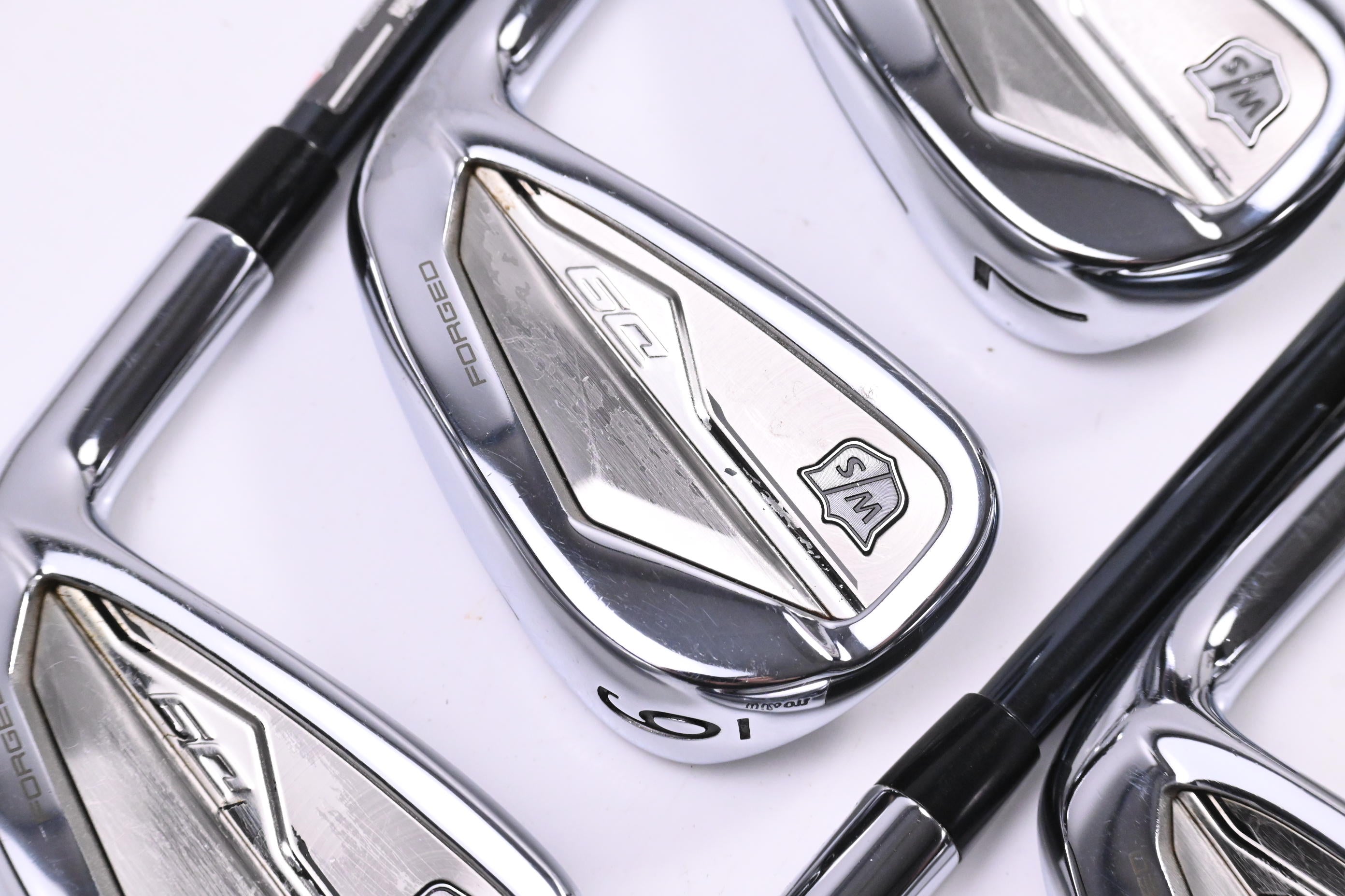 Wilson D9 Forged Irons / 5-PW / Regular Flex UST Recoil Dart 75 Shafts
