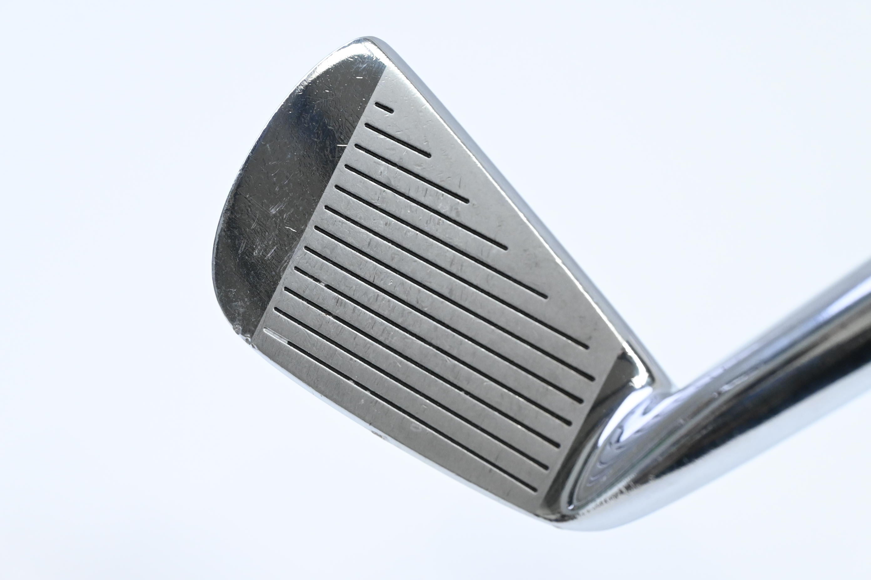 Mizuno TP-19 #4 Iron / 24 Degree / Regular Flex Dynamic Gold R400 Shaft