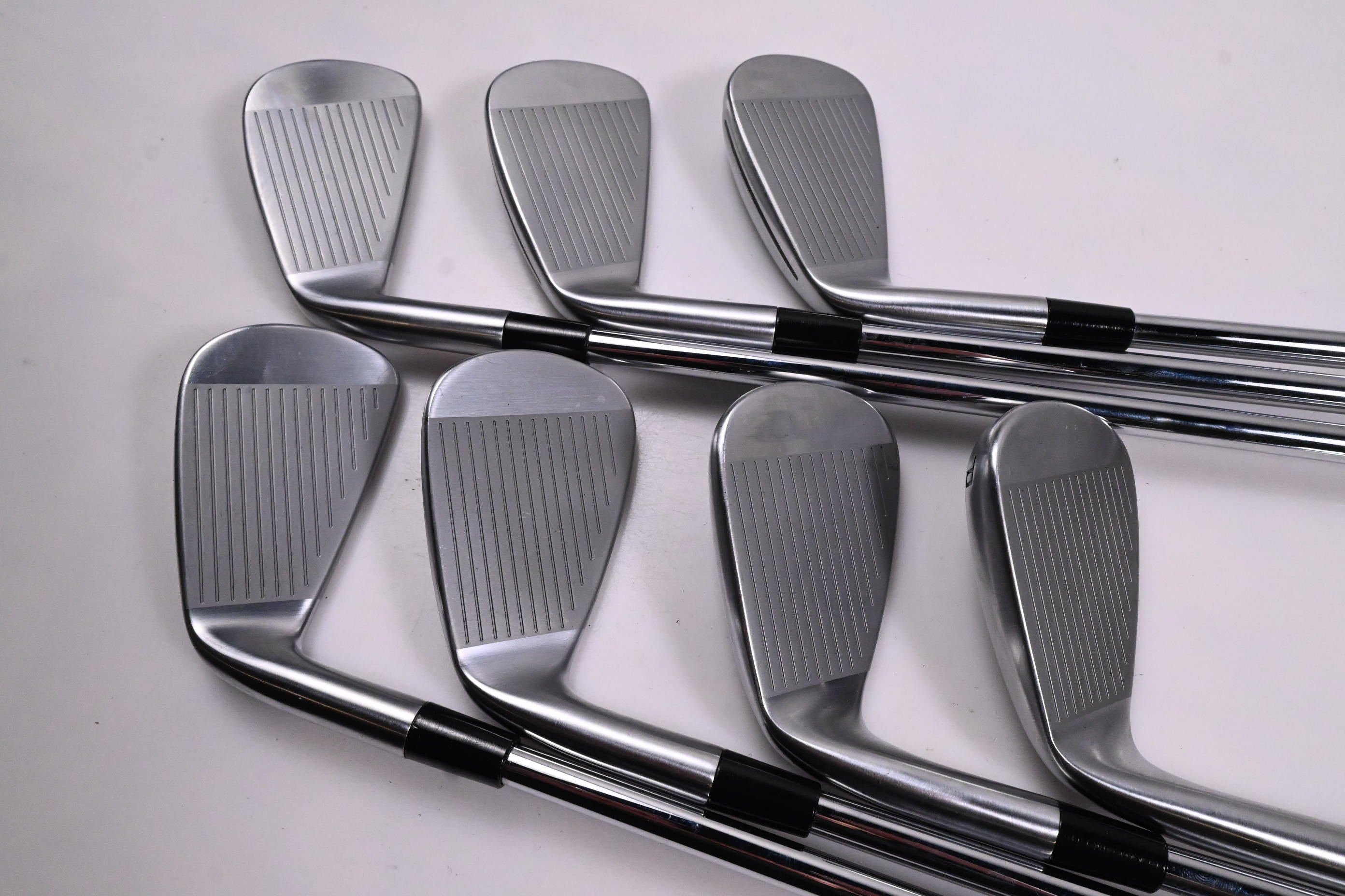 Taylormade P790 2025 Irons / 4-PW / Stiff Flex N.S.Pro Modus³ Tour 105 Shafts