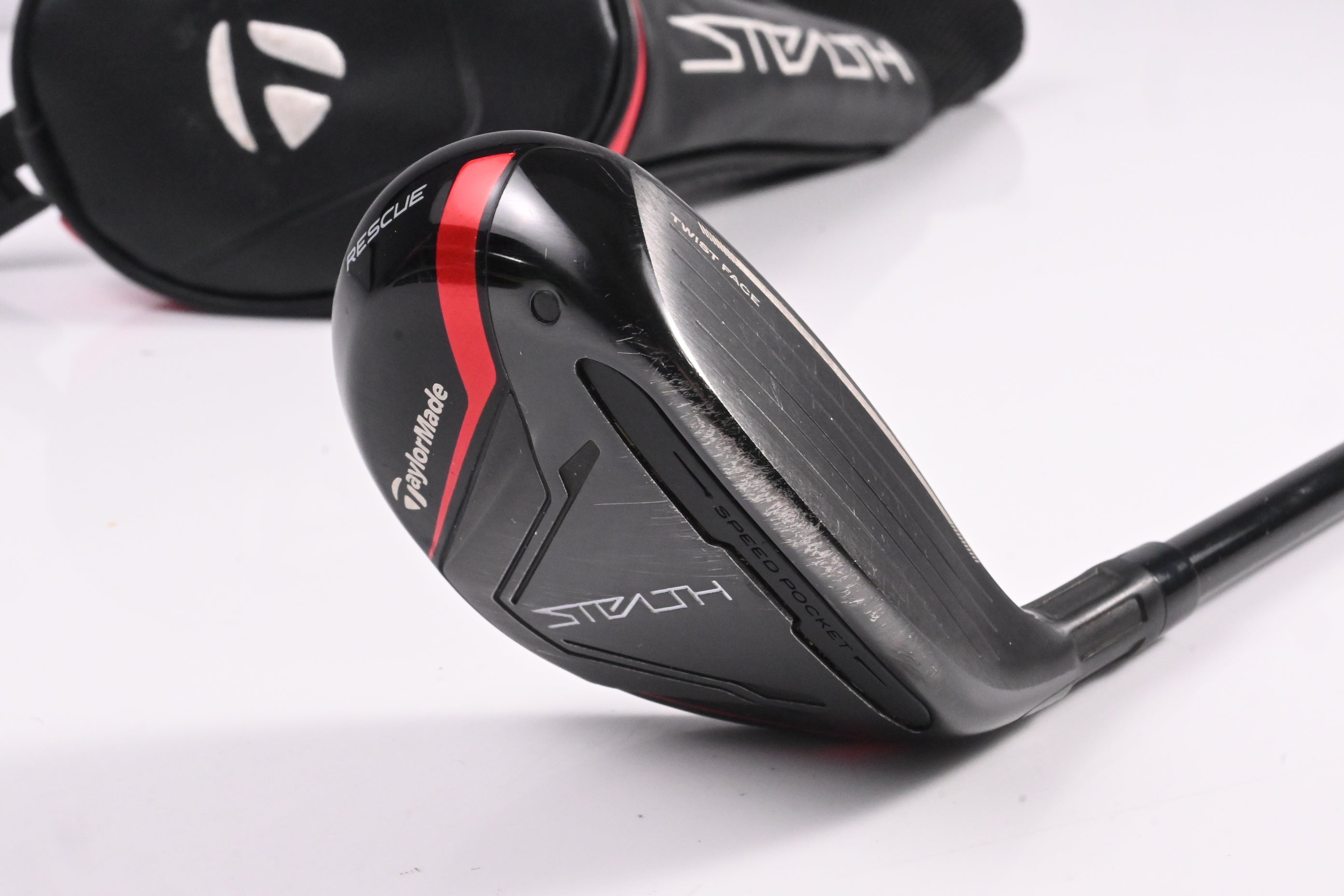 Taylormade Stealth #4 Hybrid / 22 Degree / Regular Flex Fujikura Ventus Red 6