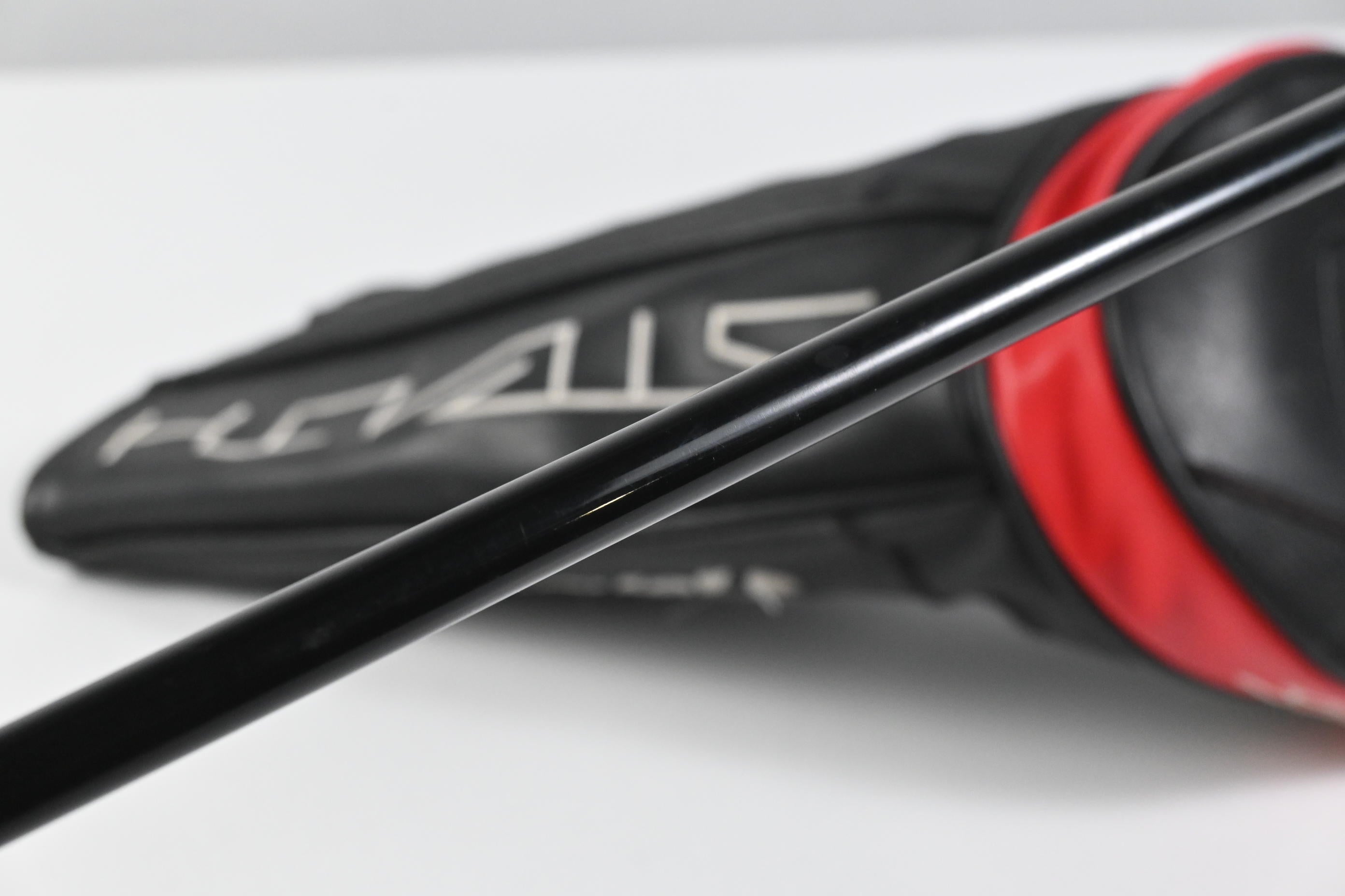 Taylormade Stealth Plus Driver / 9 Degree / Stiff Flex Kai'li White 60 Shaft