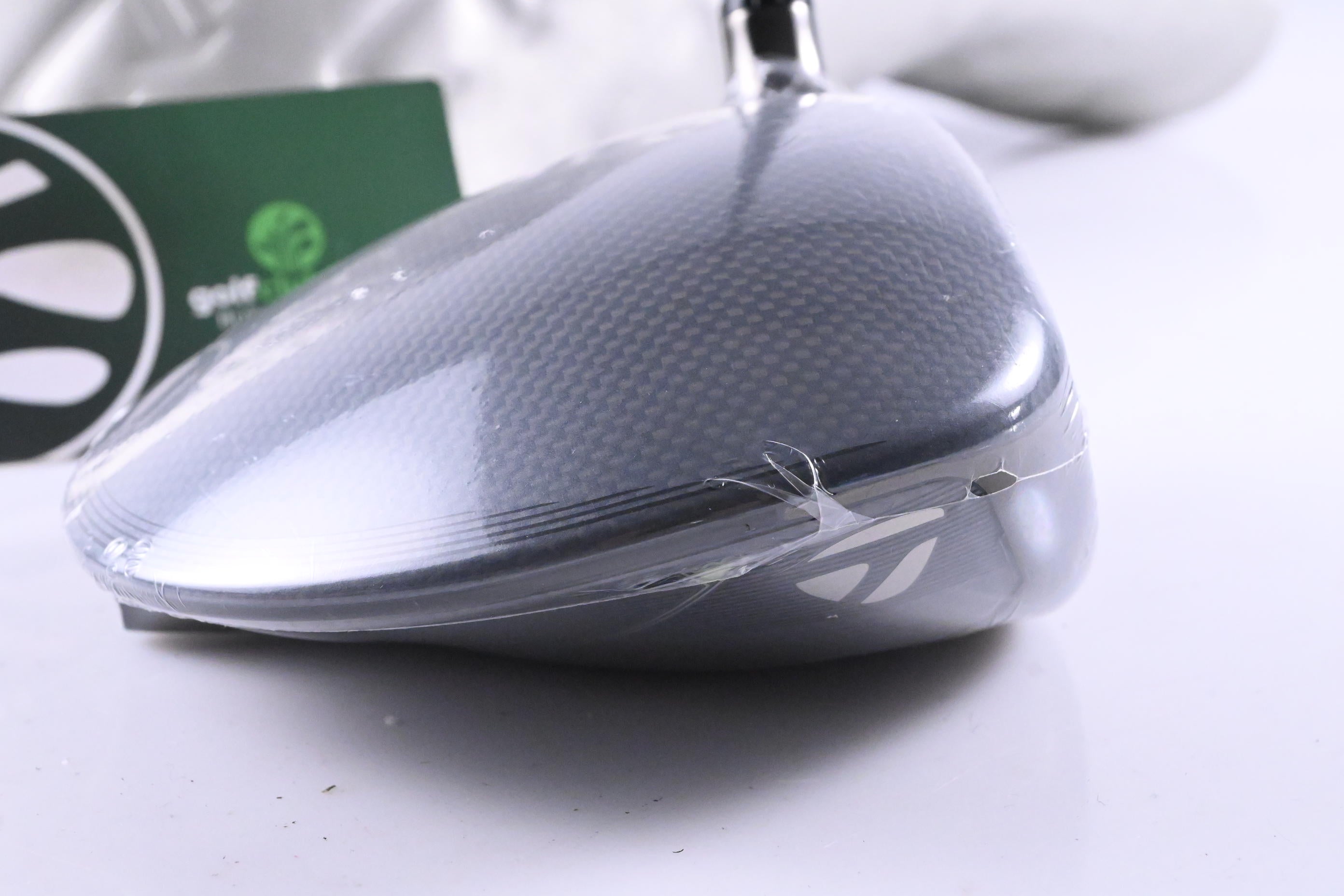 Taylormade Qi35 Driver / 10.5 Degree / Regular Flex Fujikura Ventus Blue 5 Shaft