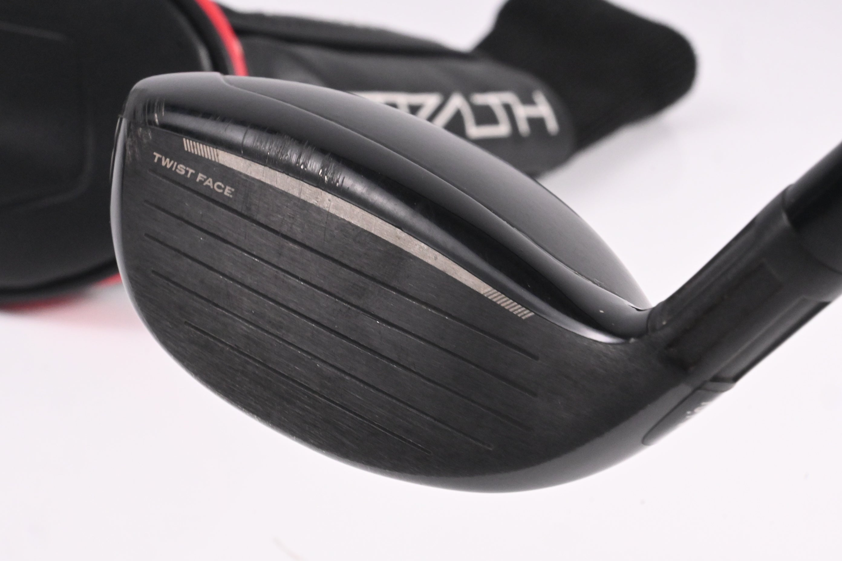 Taylormade Stealth #4 Hybrid / 22 Degree / Regular Flex Fujikura Ventus Red 6