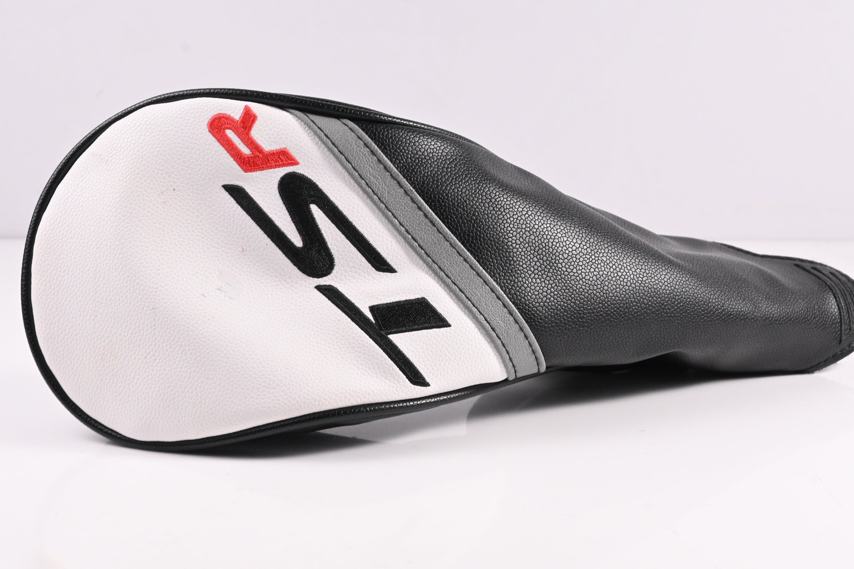 Titleist TSR3 Driver / 9 Degree / Regular Flex HZRDUS CB Red 50 Shaft