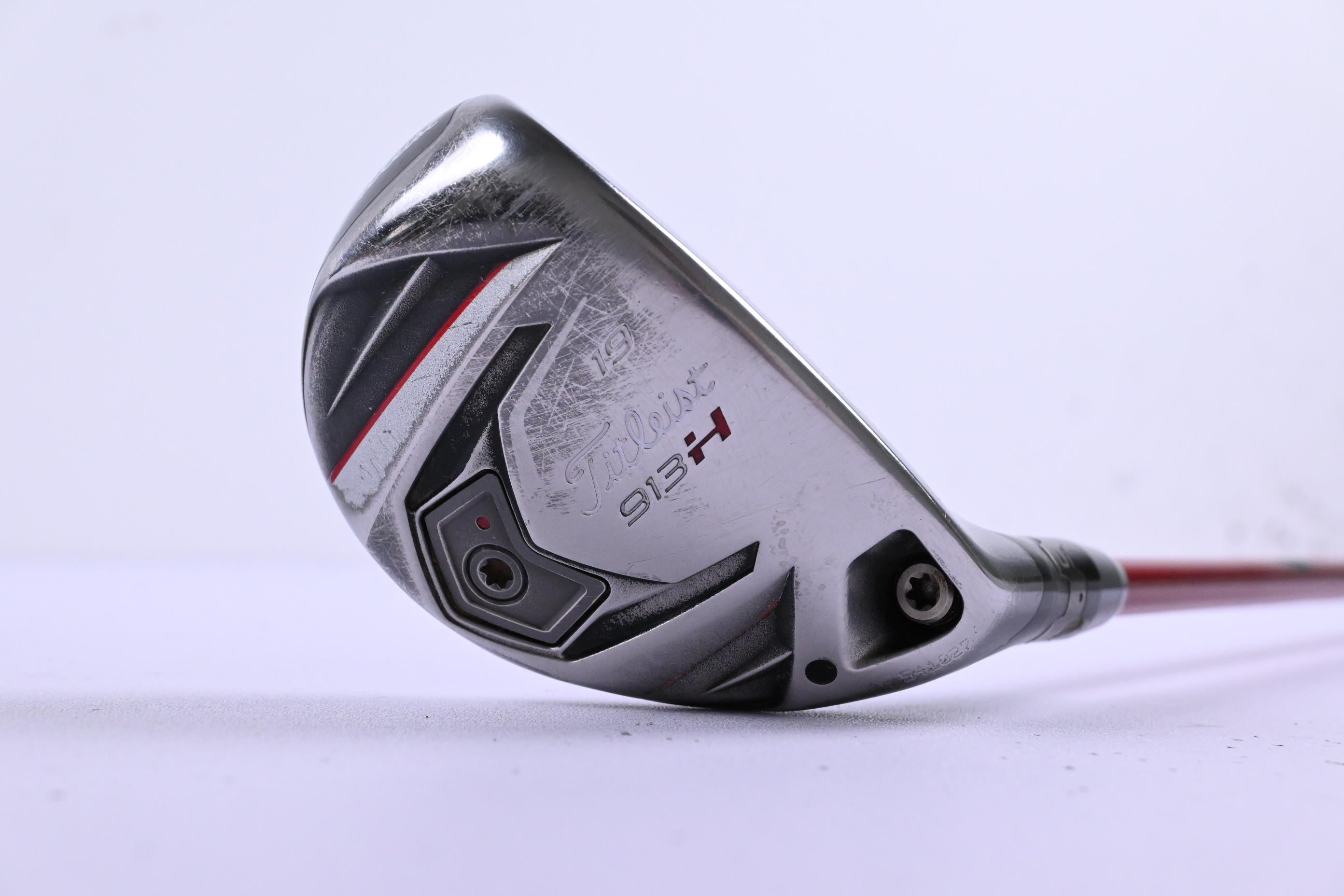 Titleist 913H #3 Hybrid / 19 Degree / Regular Flex Bassara 60 Shaft
