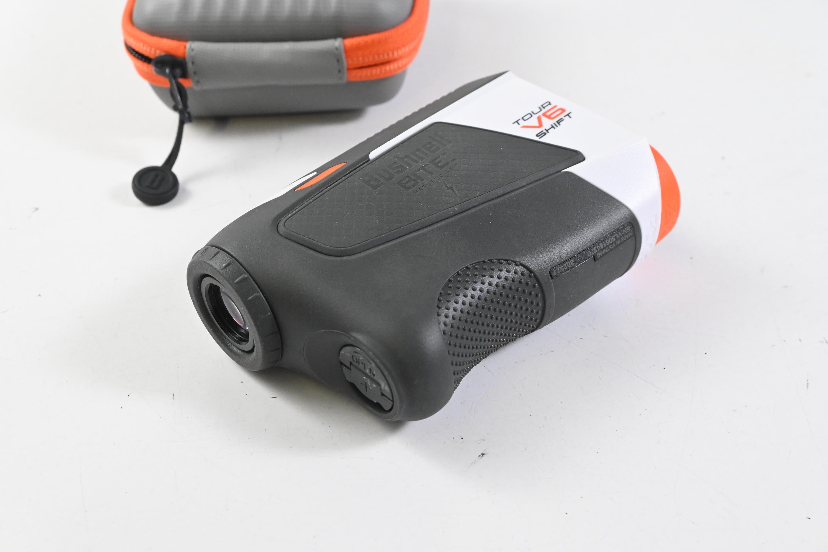 Bushnell Tour V6 Shift / Rangefinder