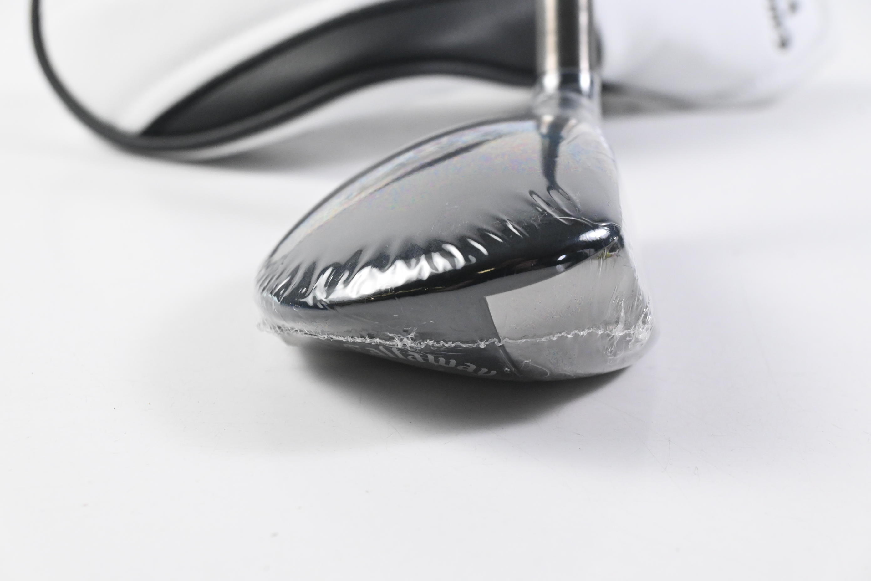Callaway Apex UW 24 #3 Hybrid / 19 Degree / Stiff Flex Kai'li Red 75 Shaft