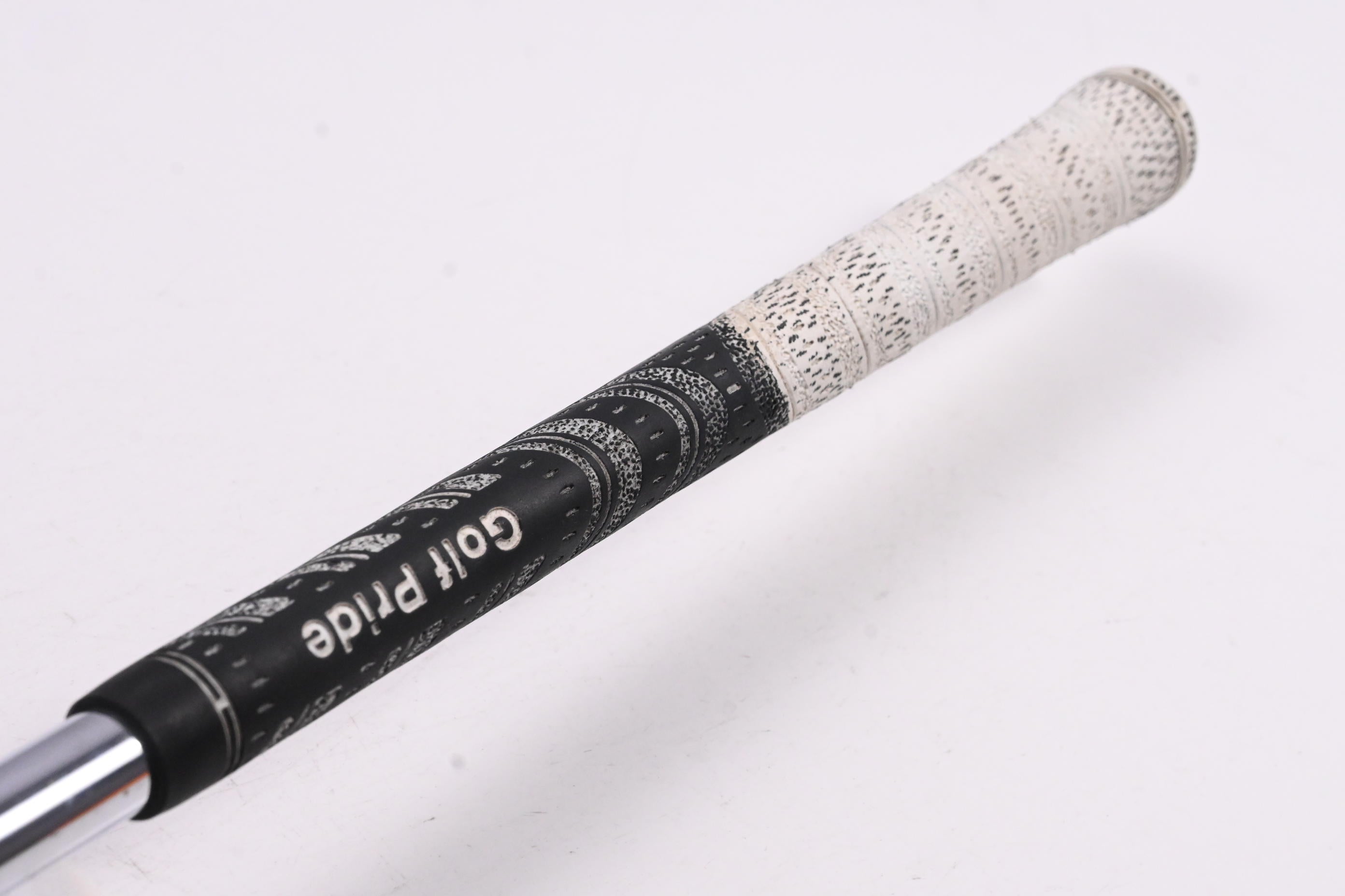 Taylormade R11 #7 Iron / Regular Flex N.S.Pro 850GH Shaft