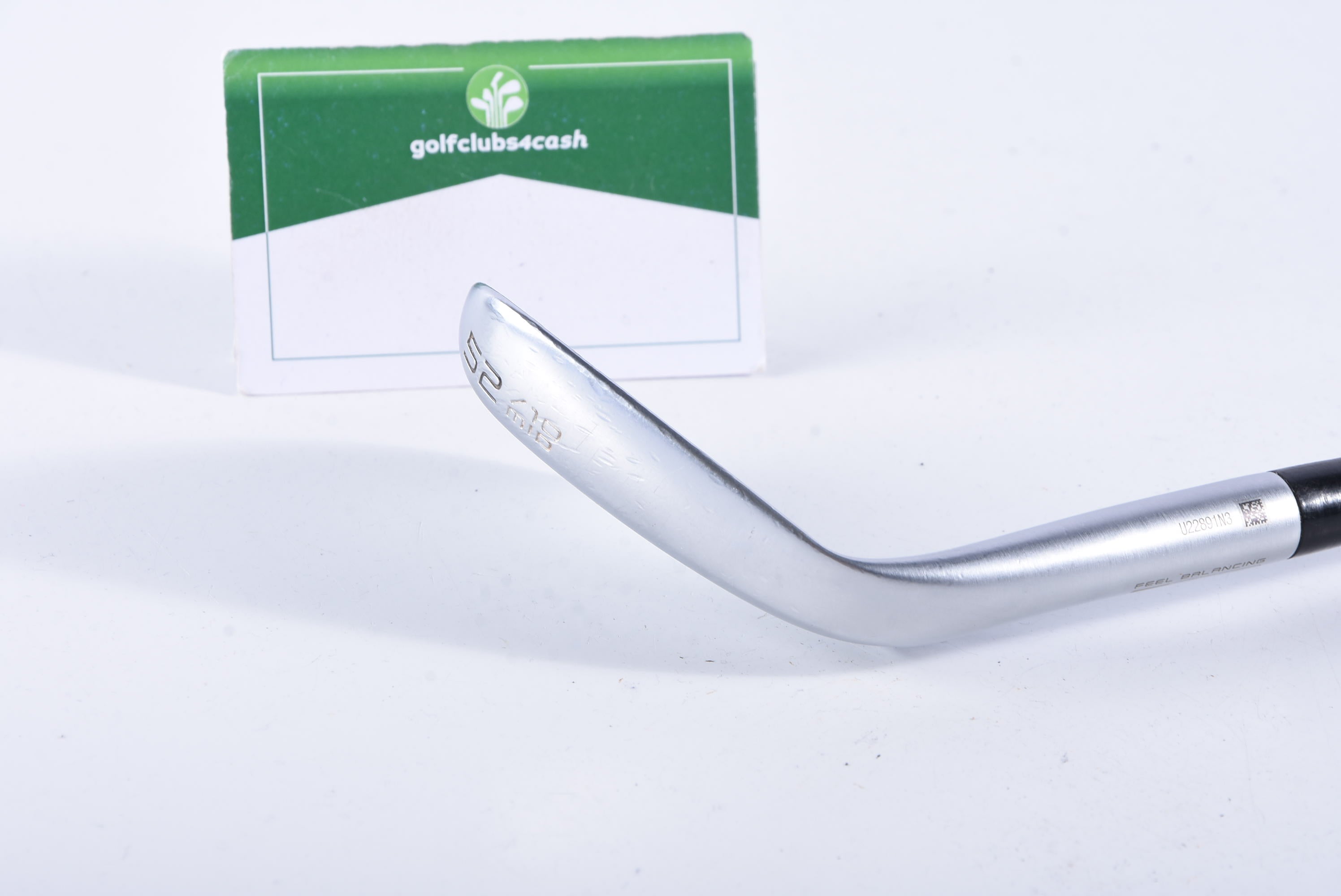 Cleveland RTX-4 Gap Wedge / 52 Degree / Stiff Flex Dynamic Gold S200 Shaft