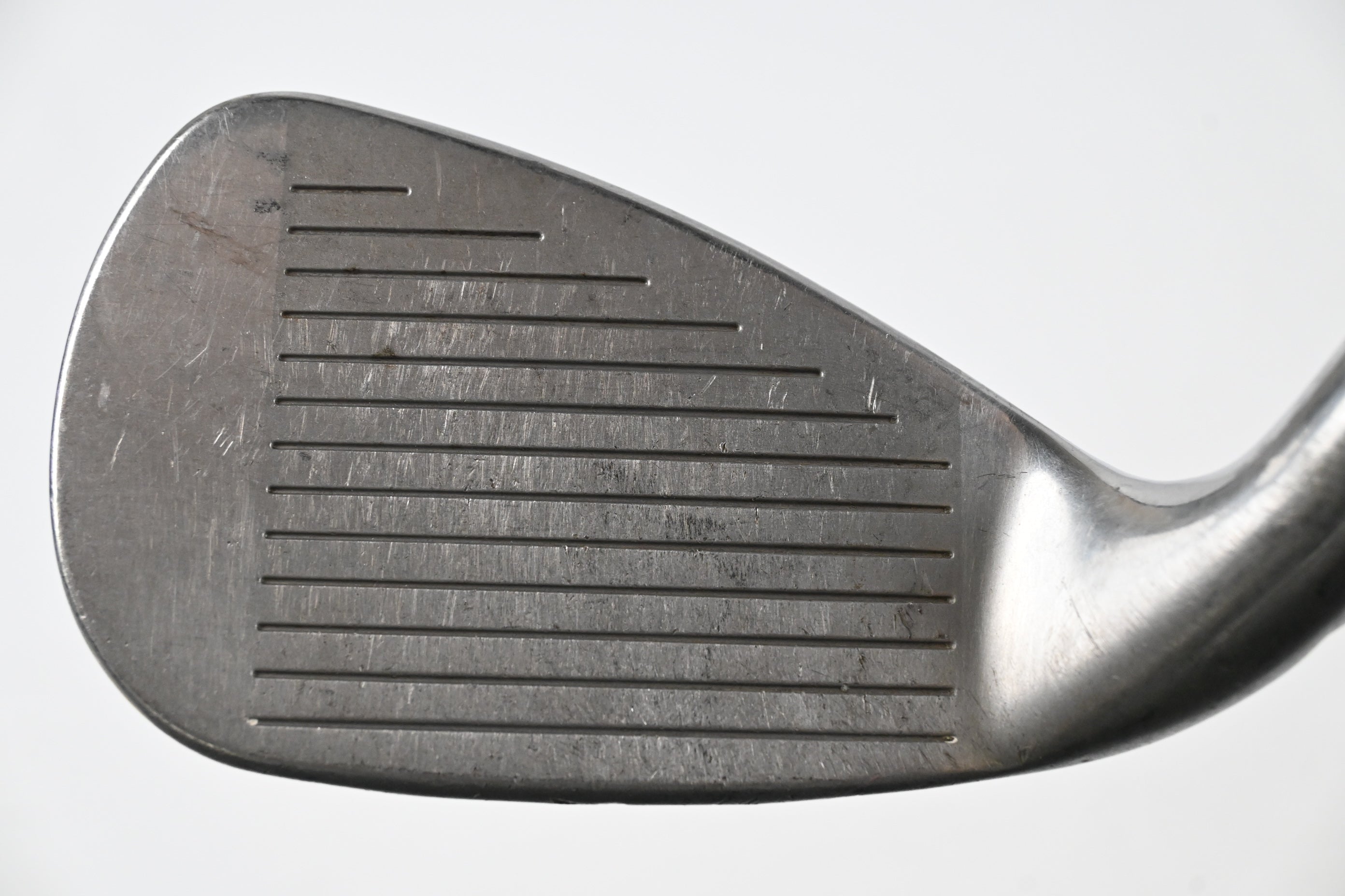Wilson D7 Gap Wedge / 48 Degree / Regular Flex KBS Tour 105 Shaft