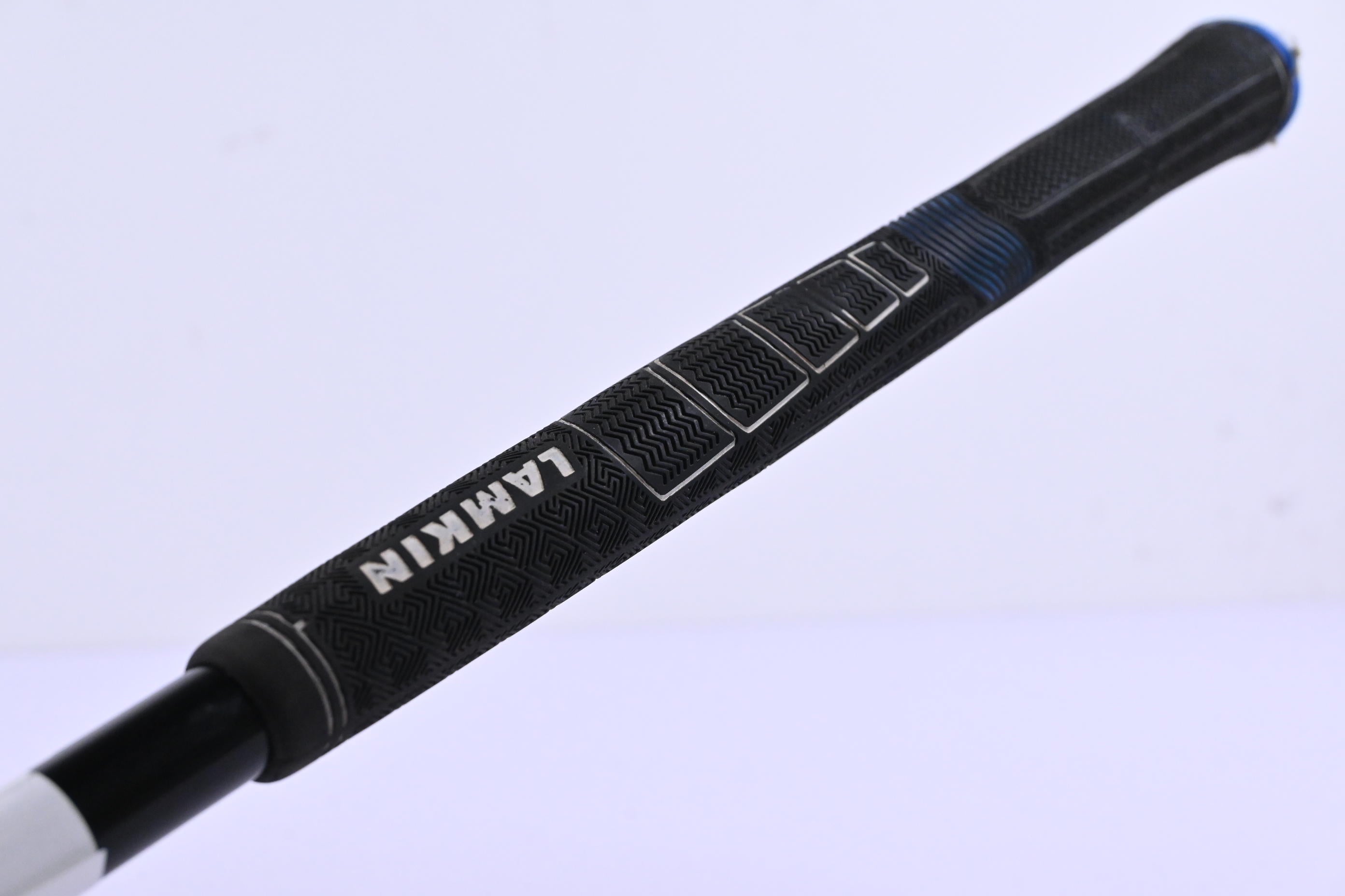 Titleist 913H #3 Hybrid / 19 Degree / Regular Flex Bassara 60 Shaft