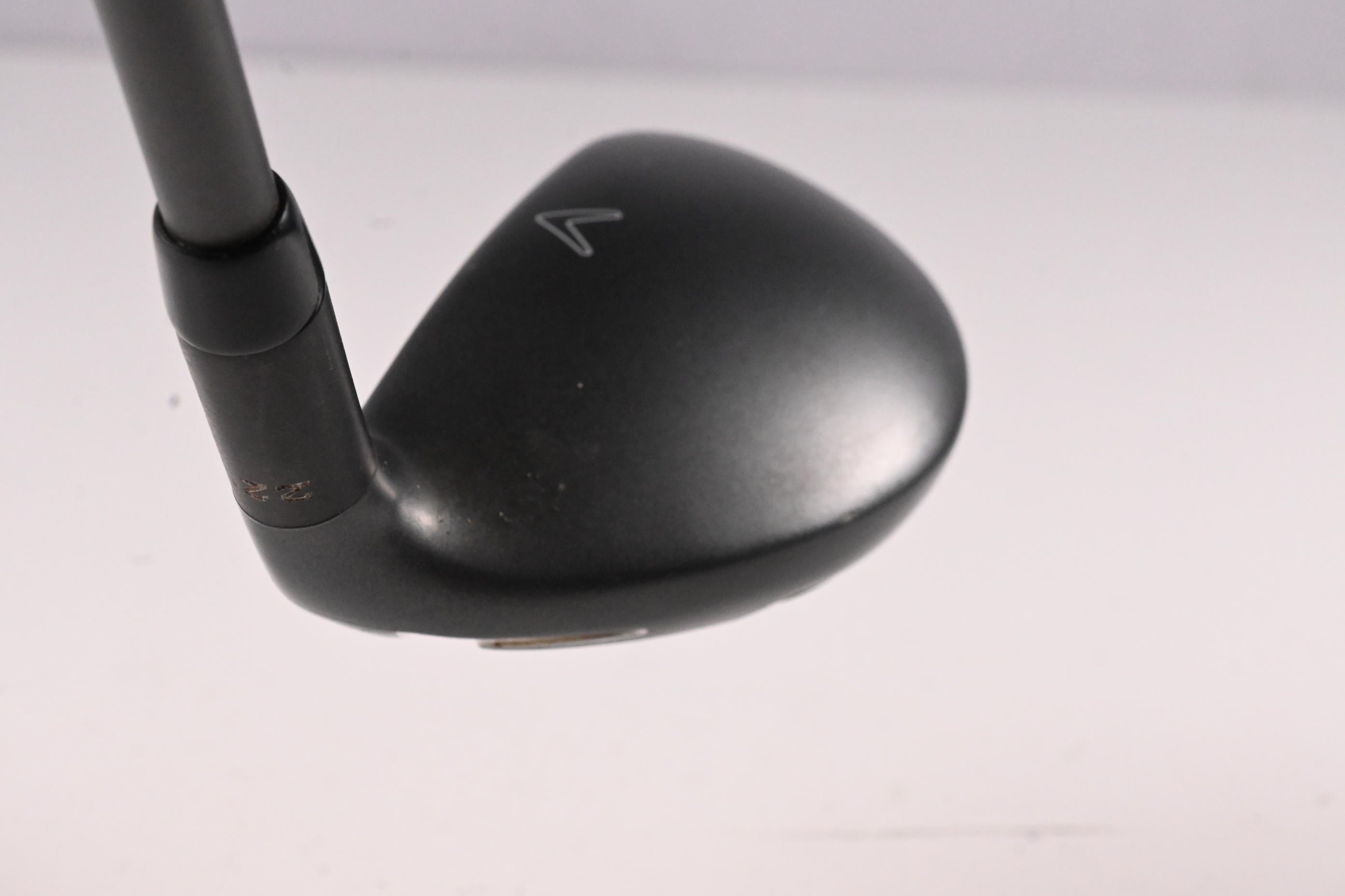 Callaway X2 Hot #4 Hybrid / 22 Degree / Regular Flex Aldila Tour Blue 60 Shaft