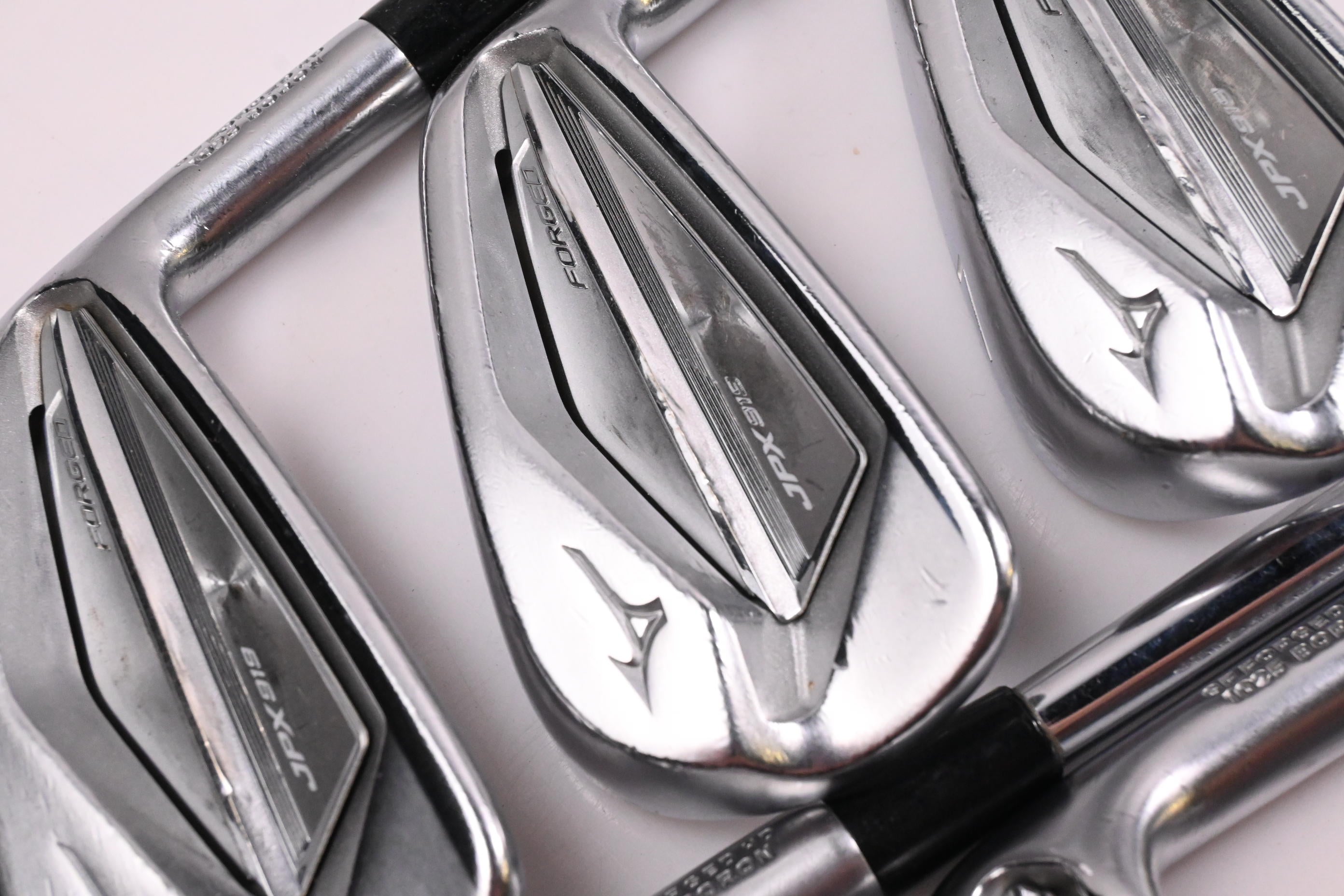 Mizuno JPX 919 Forged Irons / 5-PW+GW / Stiff Flex Dynamic Gold S300 Shafts