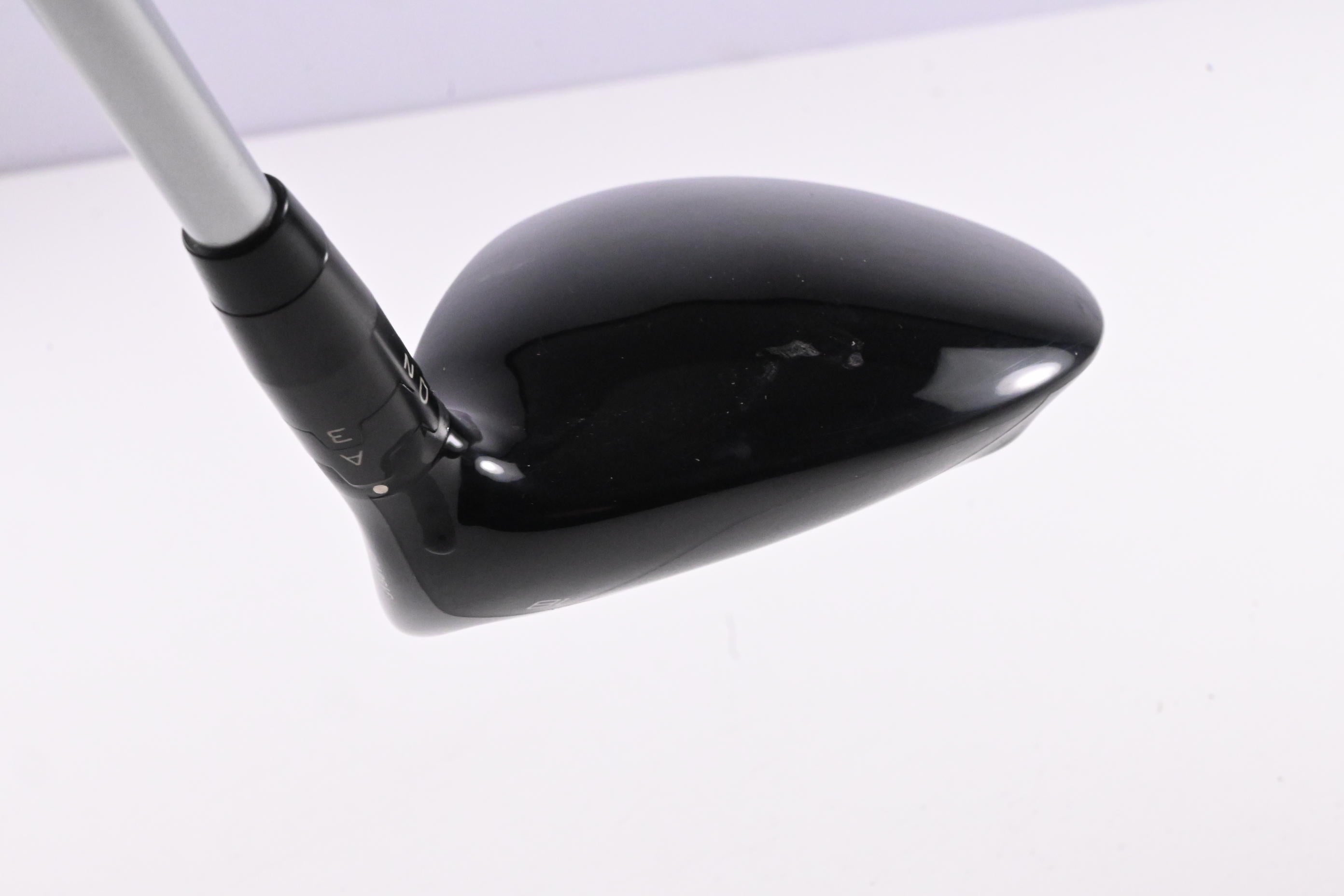 Titleist GT1 #5 Wood / 18 Degree / Regular Flex Fujikura Air Speeder 40 Shaft