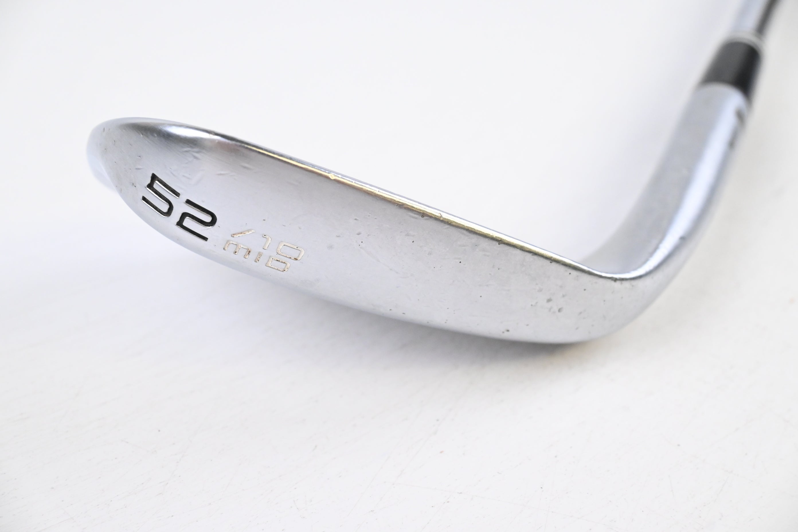 Cleveland RTX-4 Gap Wedge / 52 Degree / Stiff Flex Dynamic Gold S400 Shaft