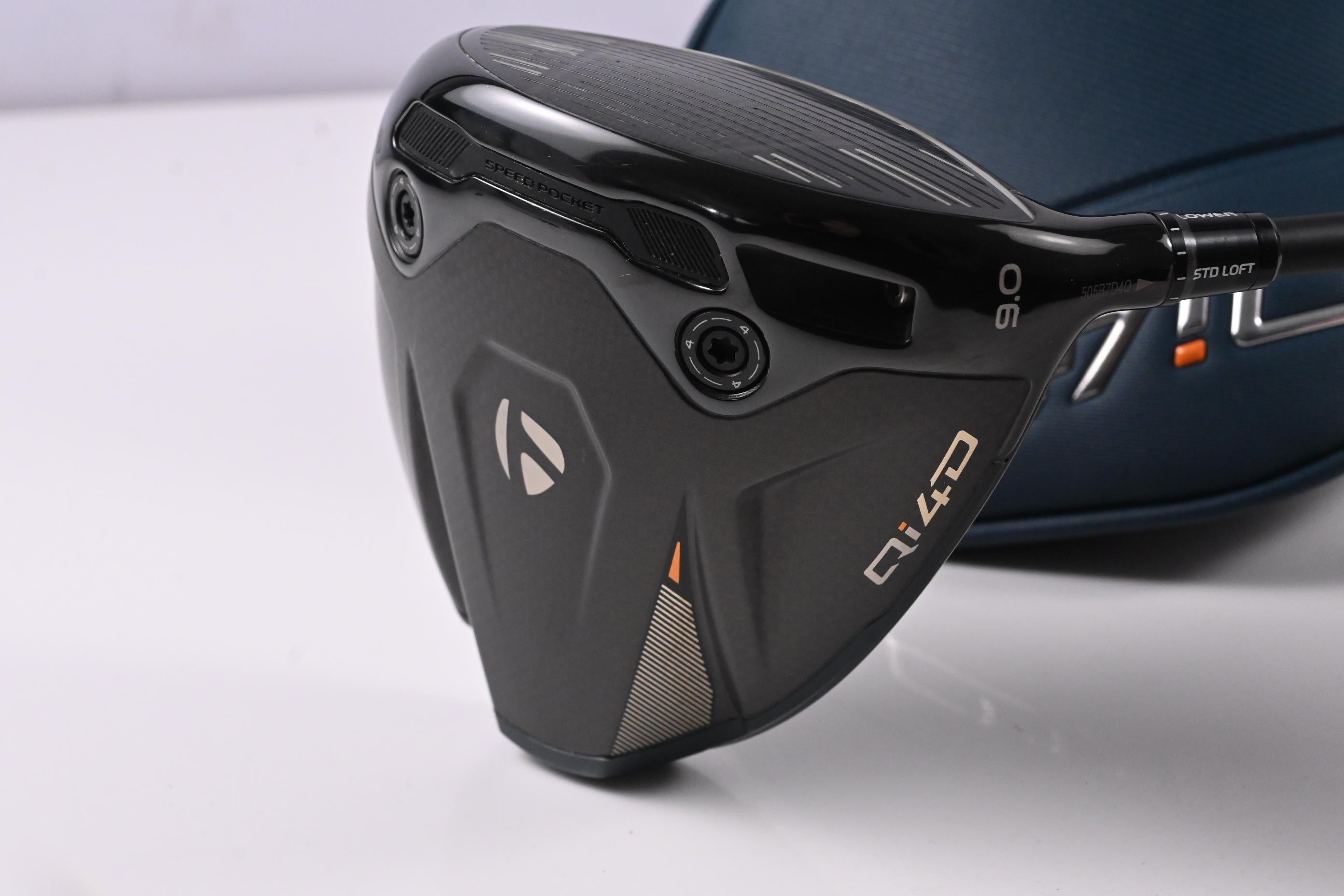 Taylormade Qi4D Driver / 9 Degree / Stiff Flex Mitsubishi Reax 60 Shaft