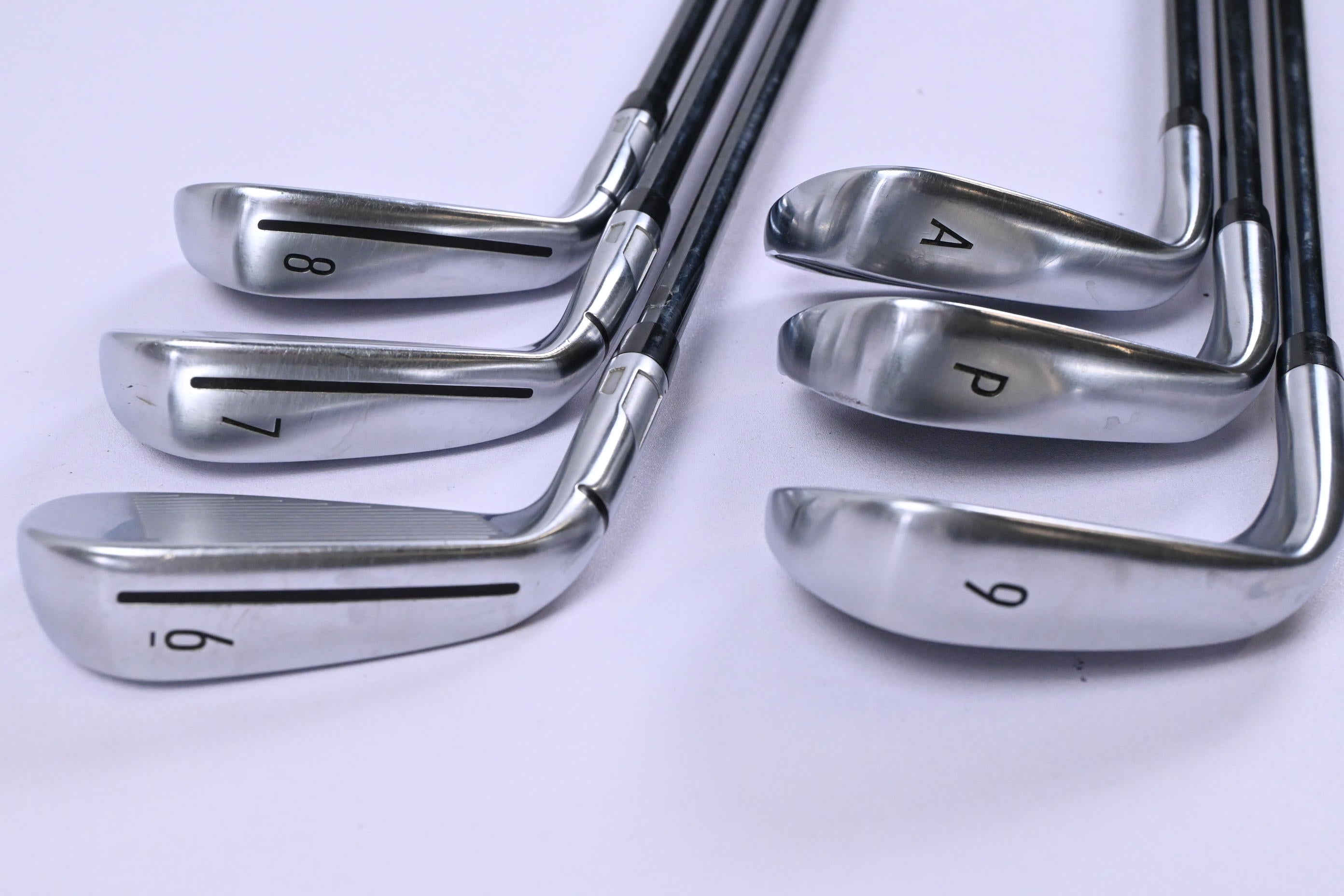 Taylormade Qi HL Irons / 6-PW+GW / Regular Flex UST Recoil Dart 65 Shafts