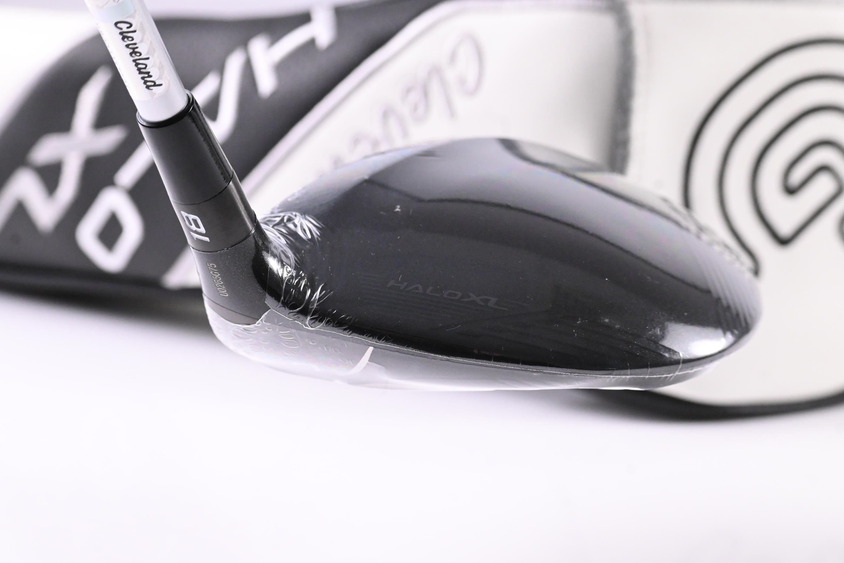 Ladies Cleveland Halo XL #5 Wood / 18 Degree / Ladies Flex Aldila Ascent PL 40
