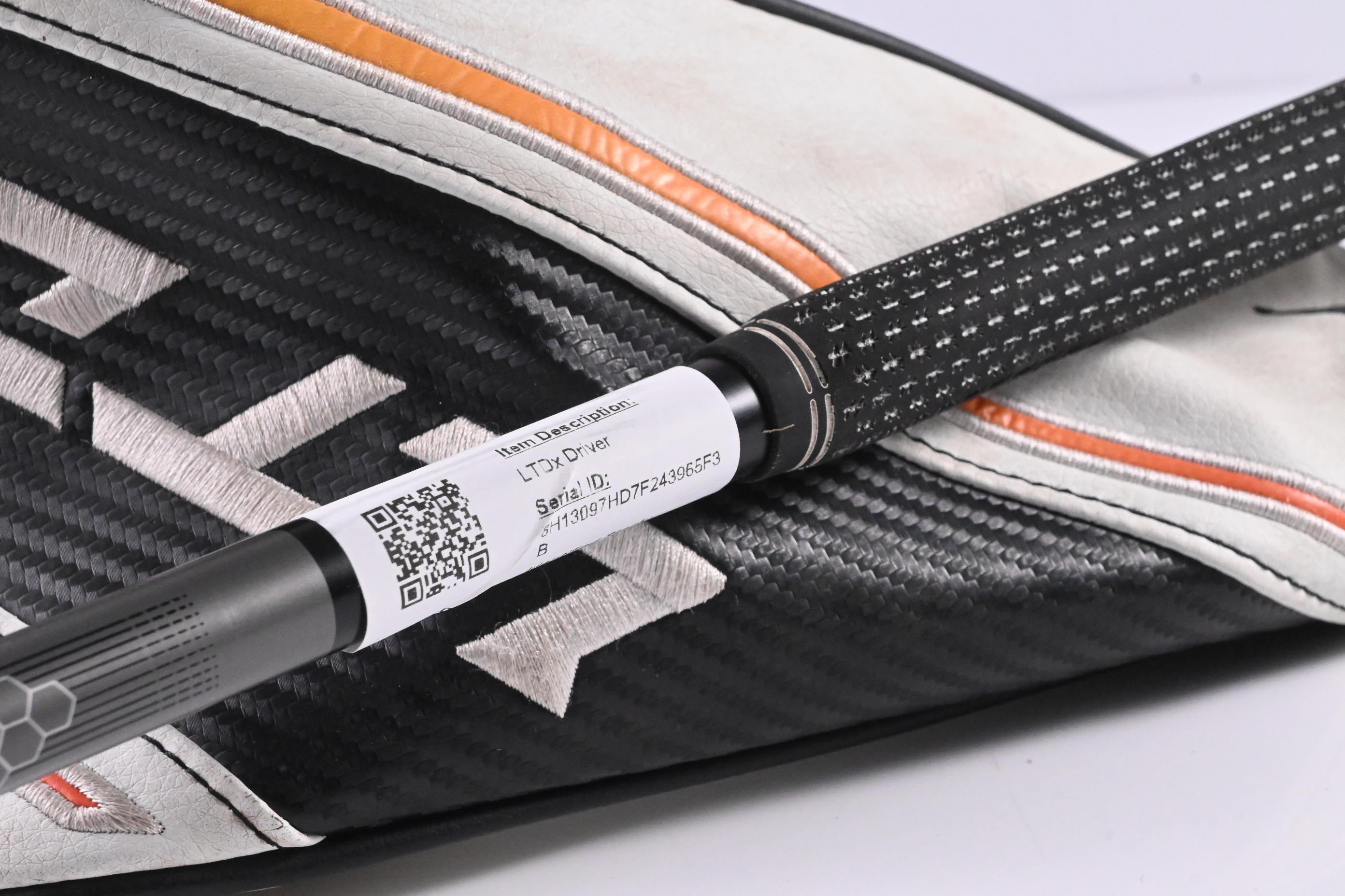 Cobra LTDx Driver / 10.5 Degree / Senior Flex UST Mamiya Helium Nanocore 4