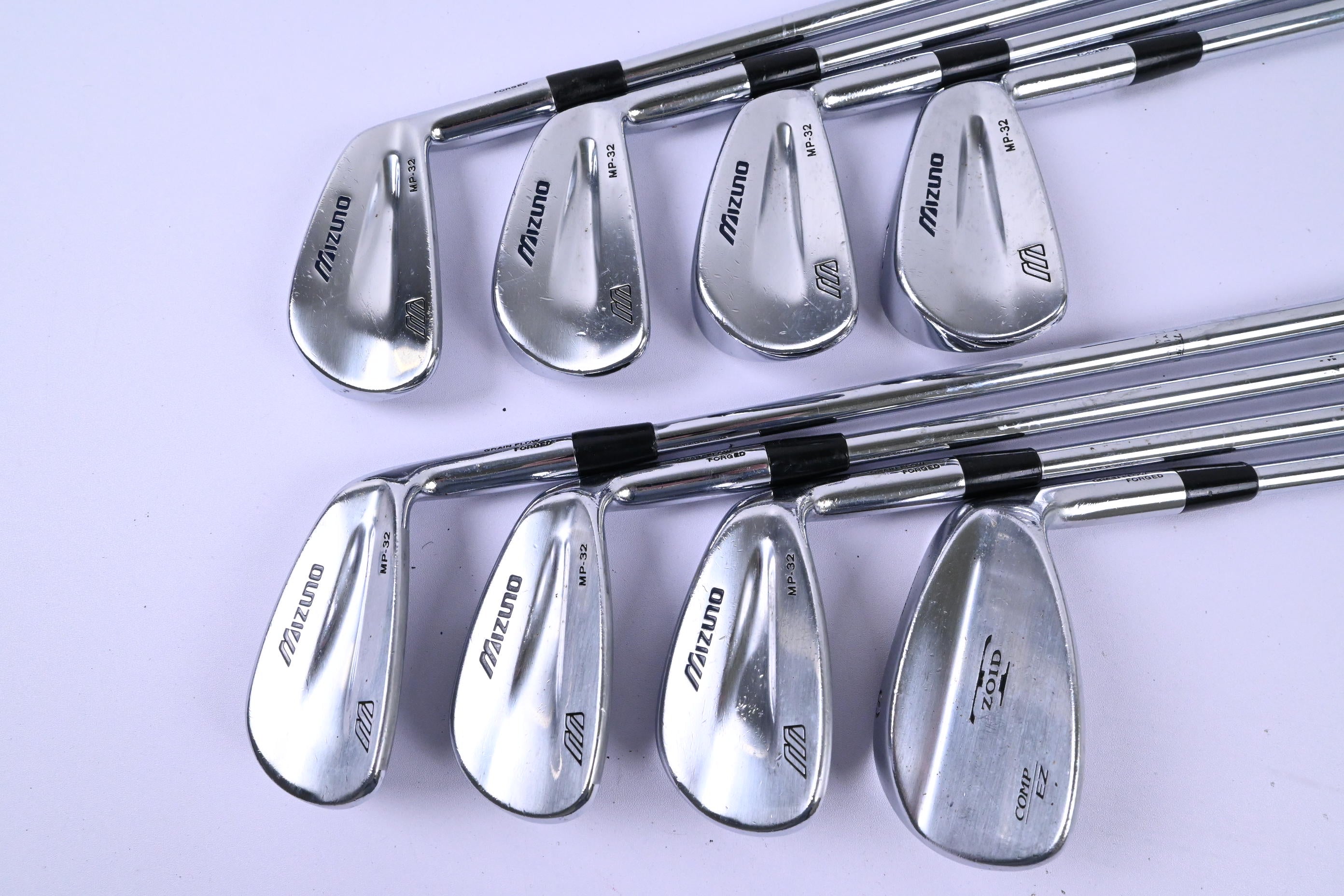 Mizuno MP-32 Irons / 4-PW+SW / Stiff Flex Dynamic Gold S300 Shafts