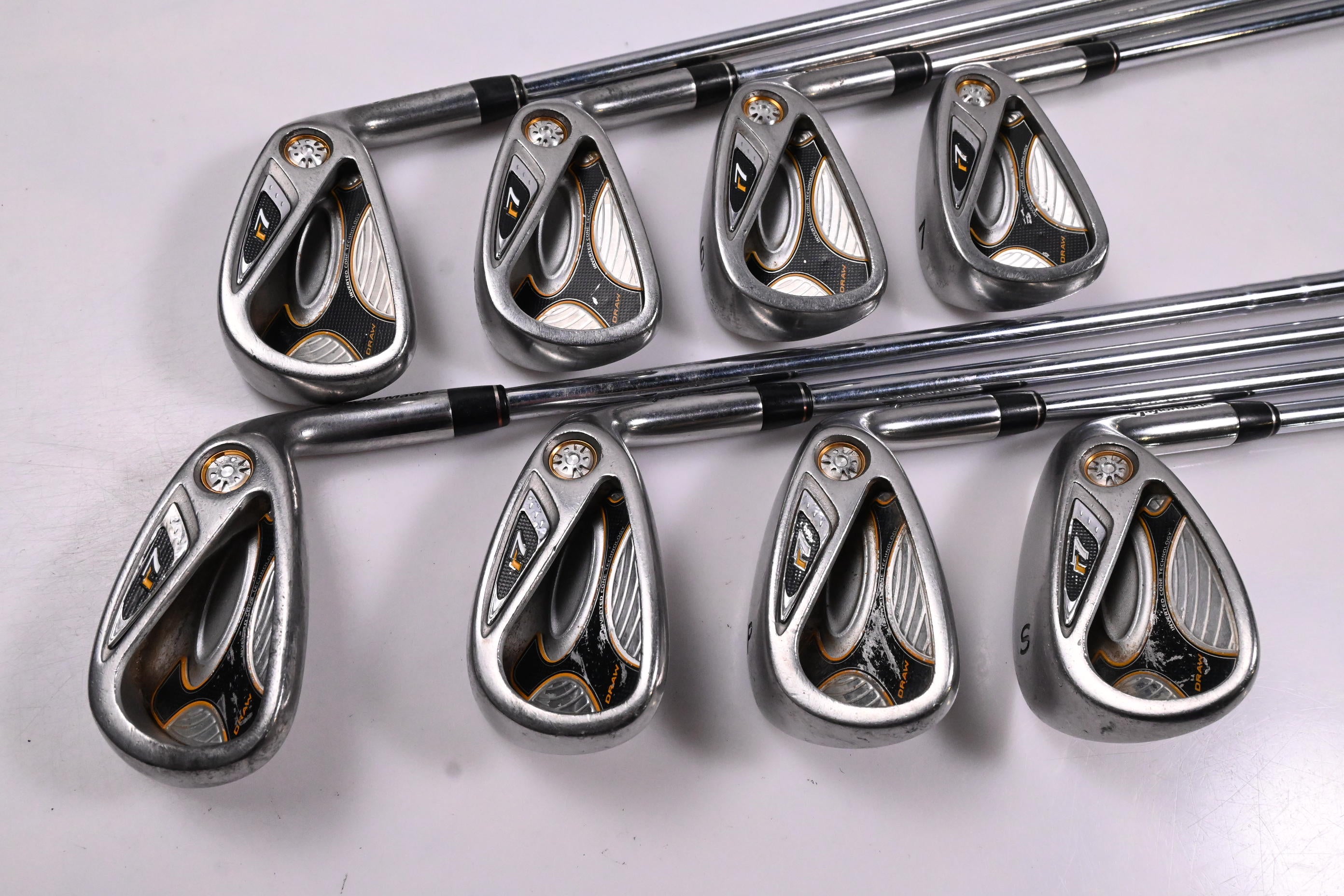 Taylormade R7 Draw Irons / 4-PW+SW / Regular Flex Taylormade T-Step 90 Shafts