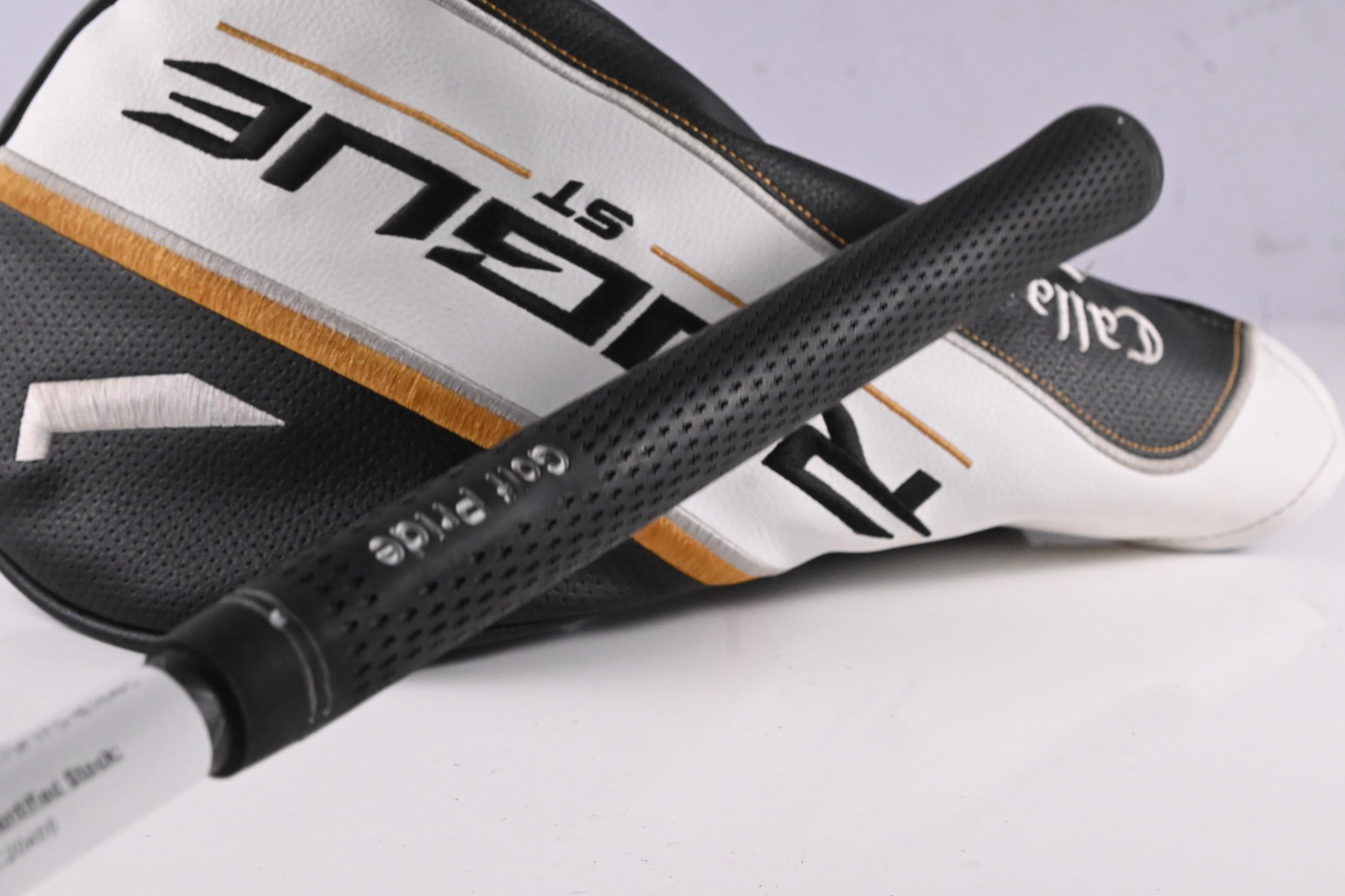 Callaway Rogue ST MAX Driver / 10.5 Degree / Regular Flex Tensei AV Blue 55 Shaft