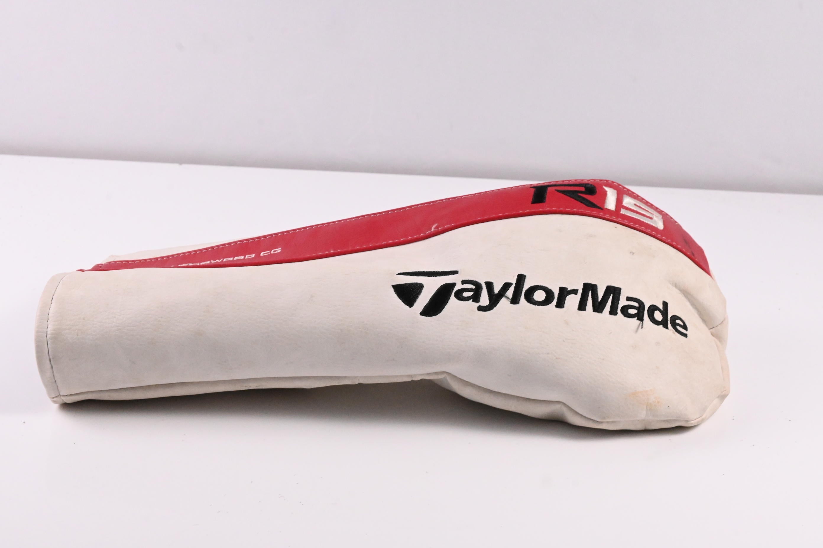 Left Hand Taylormade R15 Driver / 10.5 Degree / Regular Flex Speeder Evolution57