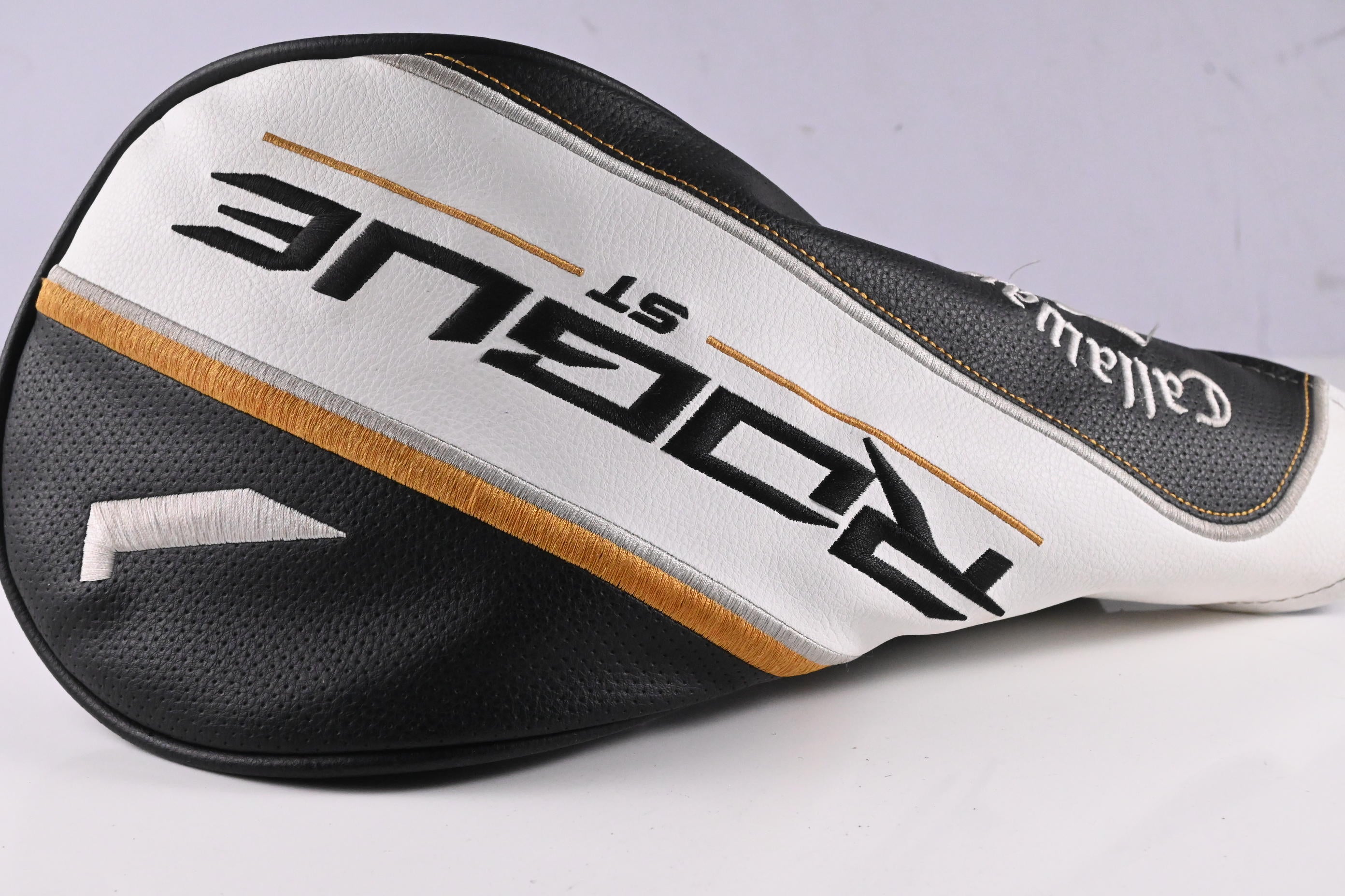 Callaway Rogue ST MAX Driver / 10.5 Degree / Regular Flex Tensei AV Blue 55 Shaft