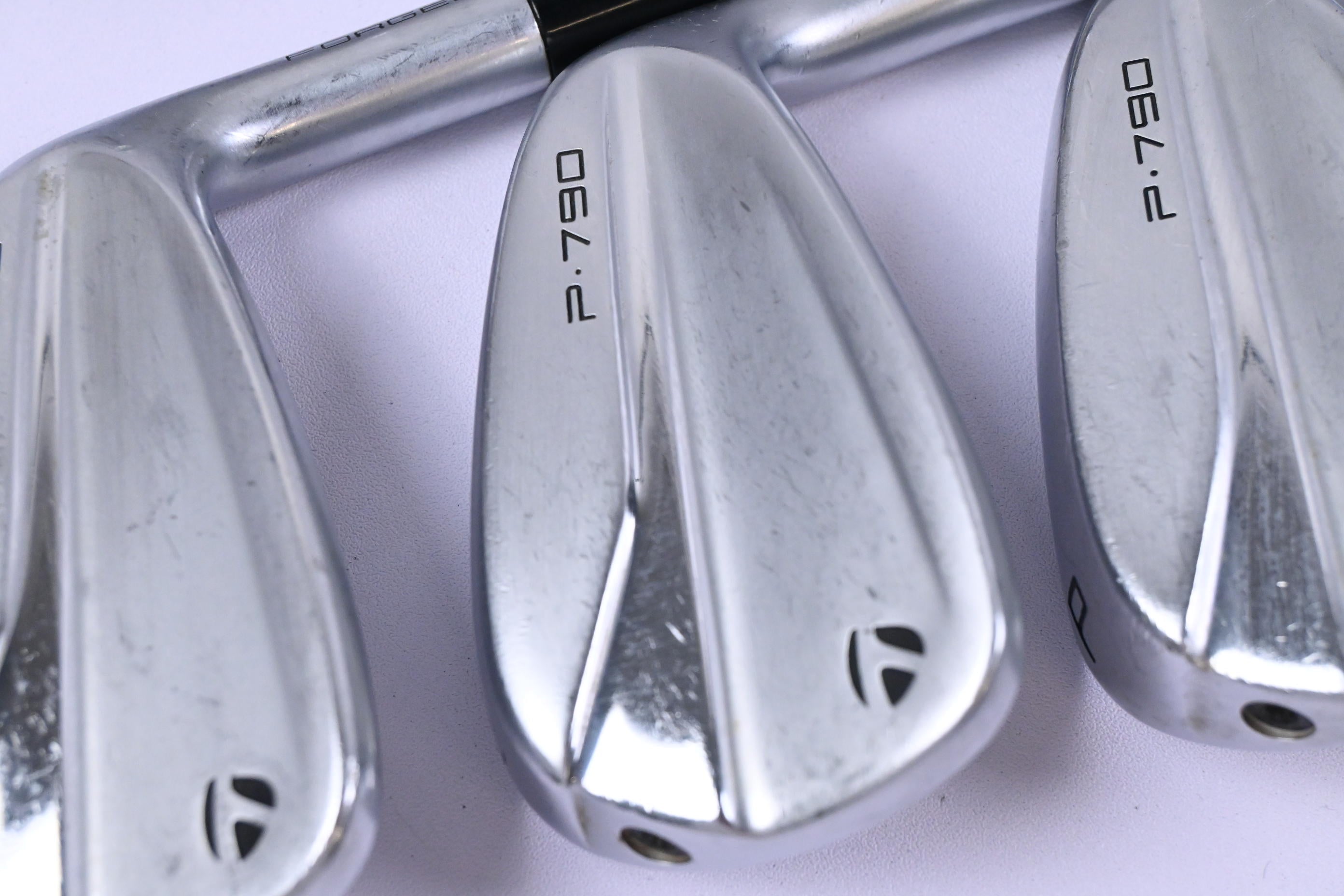 Taylormade P790 2021 Irons / 5-PW+GW / Regular Flex UST Recoil Dart 65 Shafts