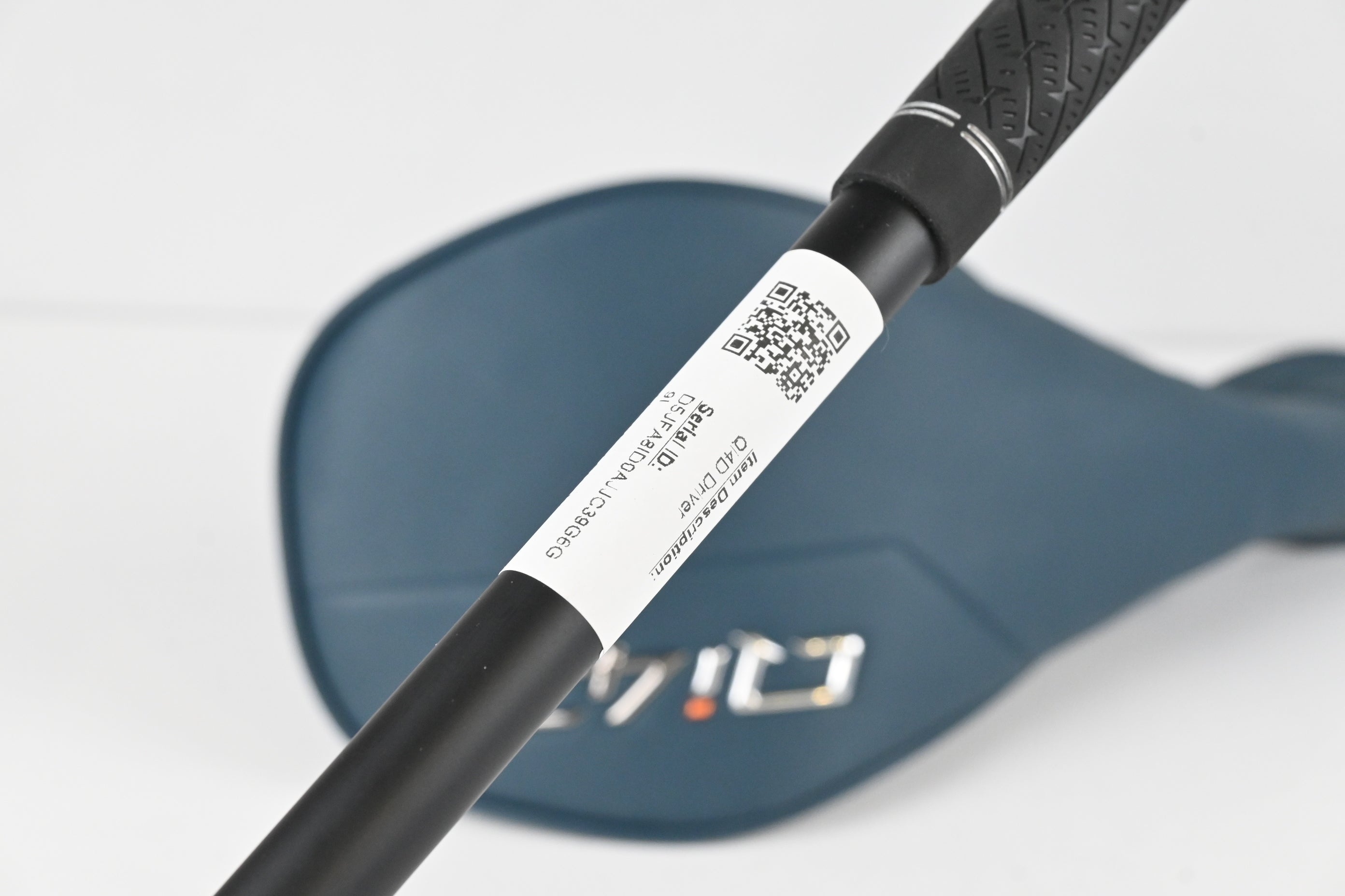 Taylormade Qi4D Driver / 10.5 Degree / Regular Flex REAX Blue 50 Shaft
