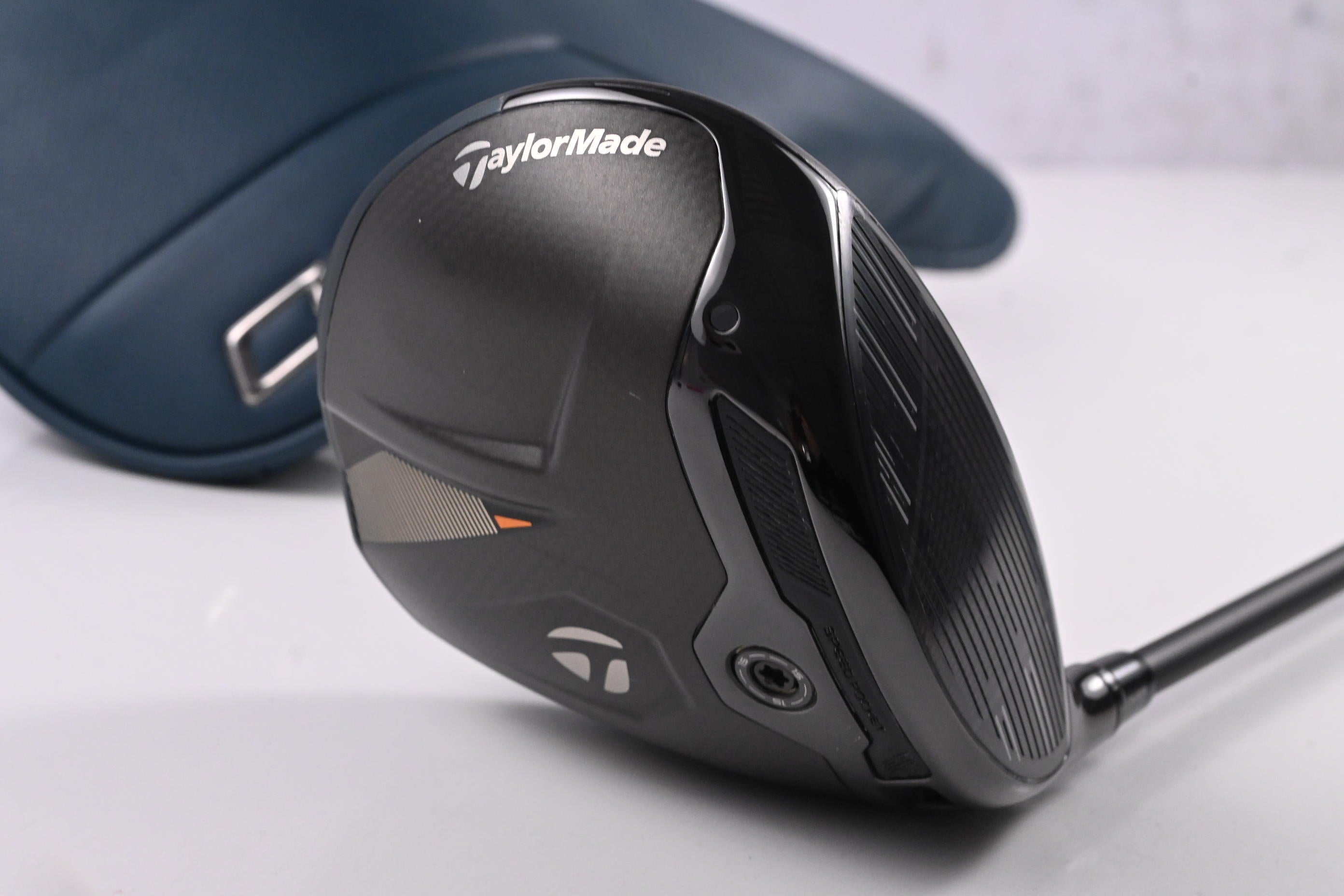 Taylormade Qi4D LS Driver / 10.5 Degree / Stiff Flex Mitsubishi Reax 50 Shaft