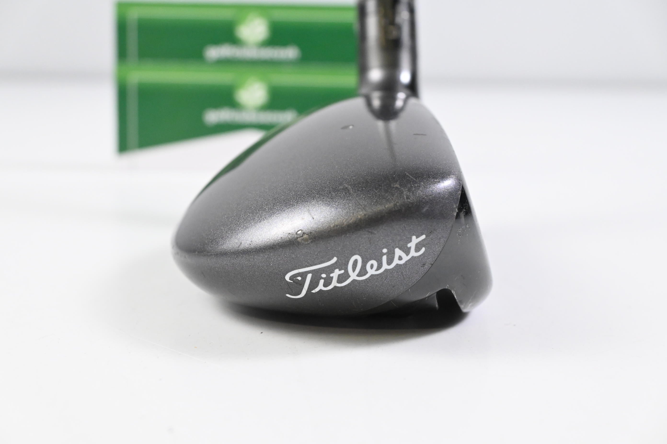 Titleist 816 H2 #3 Hybrid / 19 Degree / Stiff Flex Aldila Rogue 95 MSI 85 Shaft