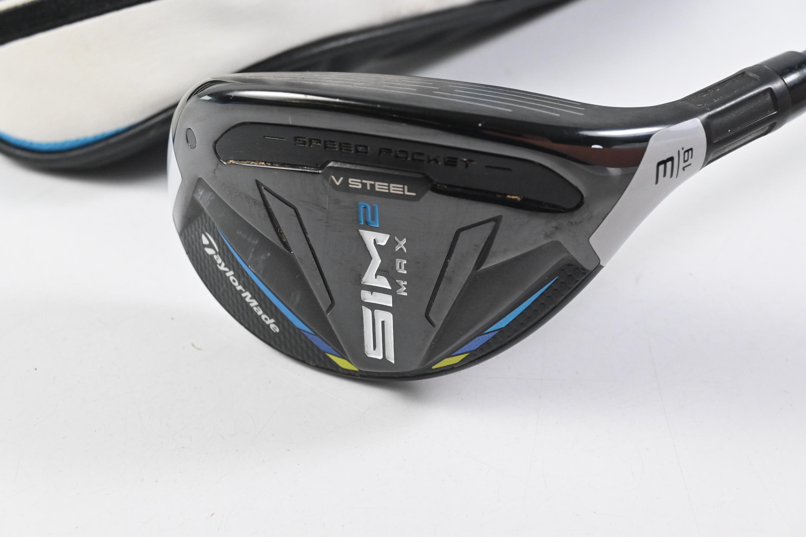 Taylormade SIM2 Max #3 Hybrid / 19 Degree / Stiff Flex Fujikura Ventus Blue 7