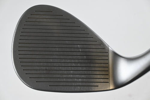 Cleveland CBX Full Face 2 Gap Wedge / 52 Degree / Wedge Flex Dynamic Gold 115