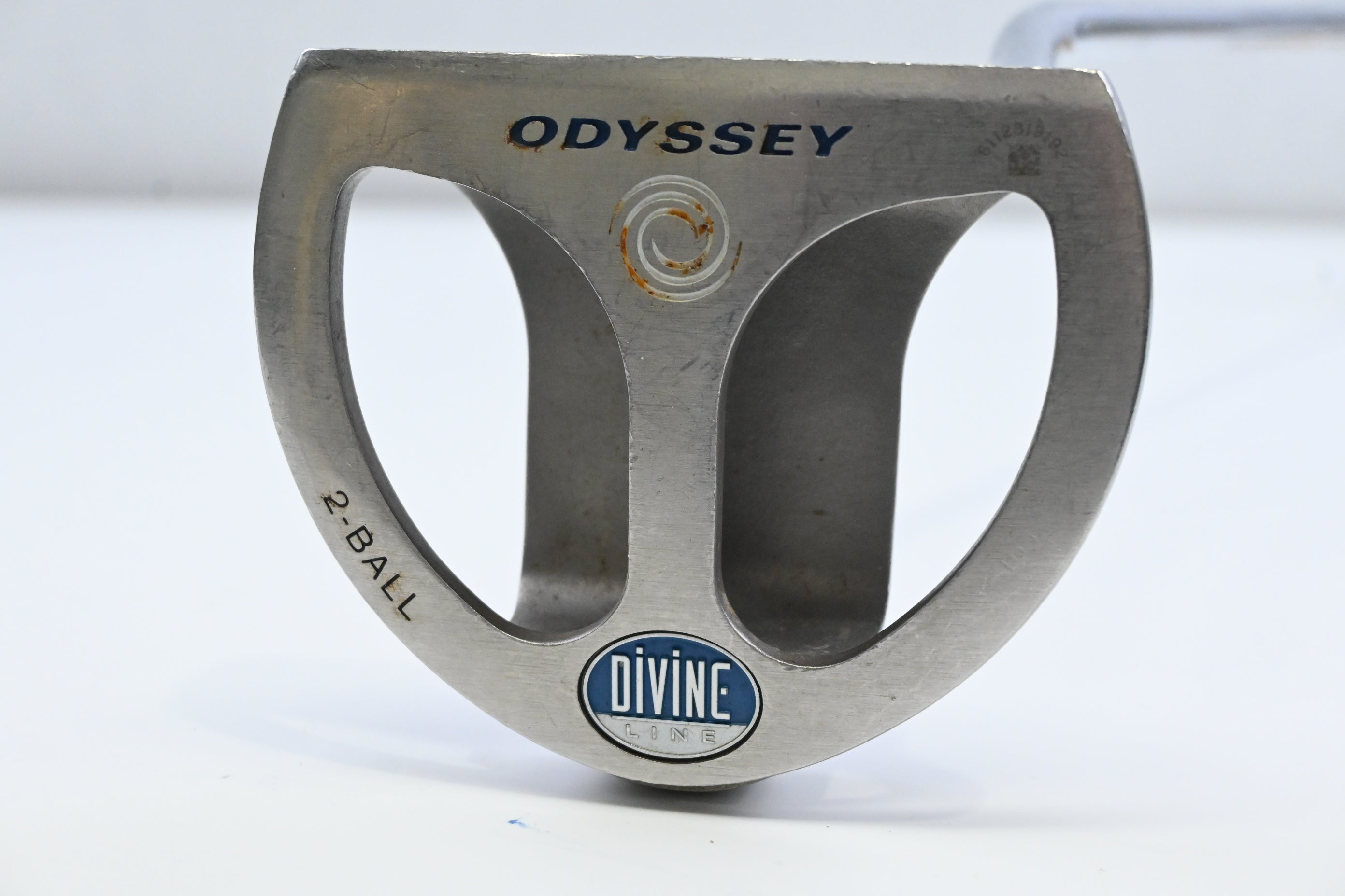 Odyssey Divine Line 2-Ball Putter / 33 Inch