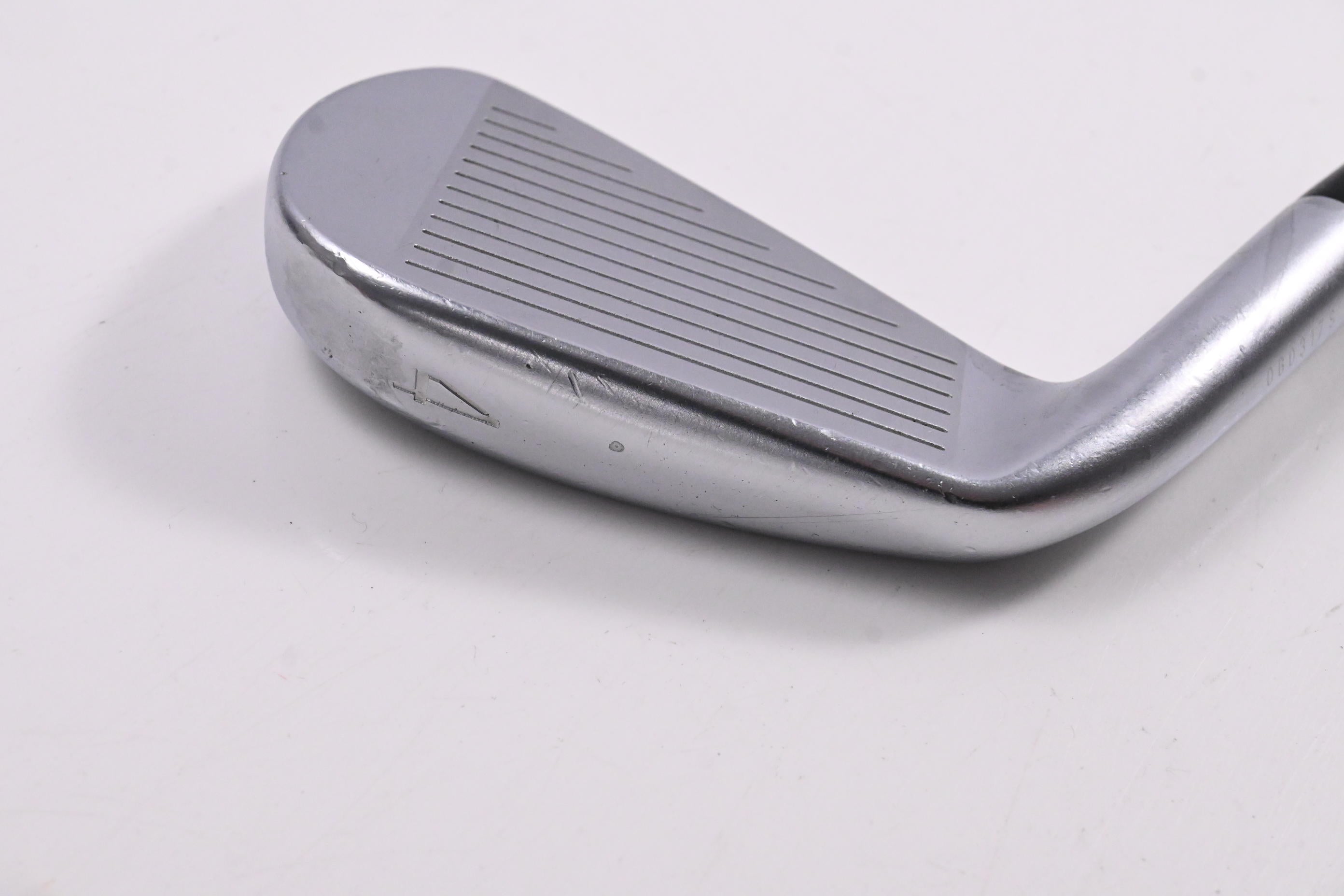Mizuno JPX 900 Forged #4 Iron / 22 Degree / Stiff Flex Unbranded Shaft