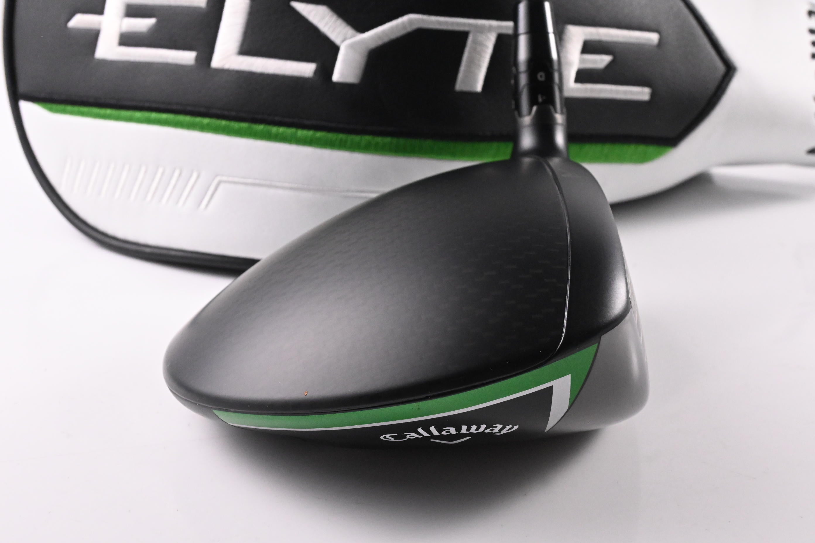 Callaway Elyte X Driver / 10.5 Degree / Regular Flex Vanquish 4 Shaft