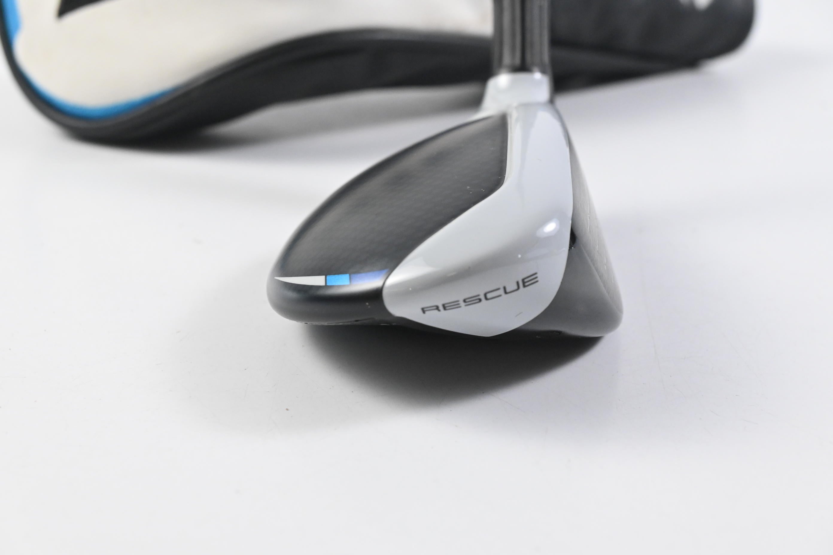 Taylormade SIM2 Max #3 Hybrid / 19 Degree / Stiff Flex Fujikura Ventus Blue 7